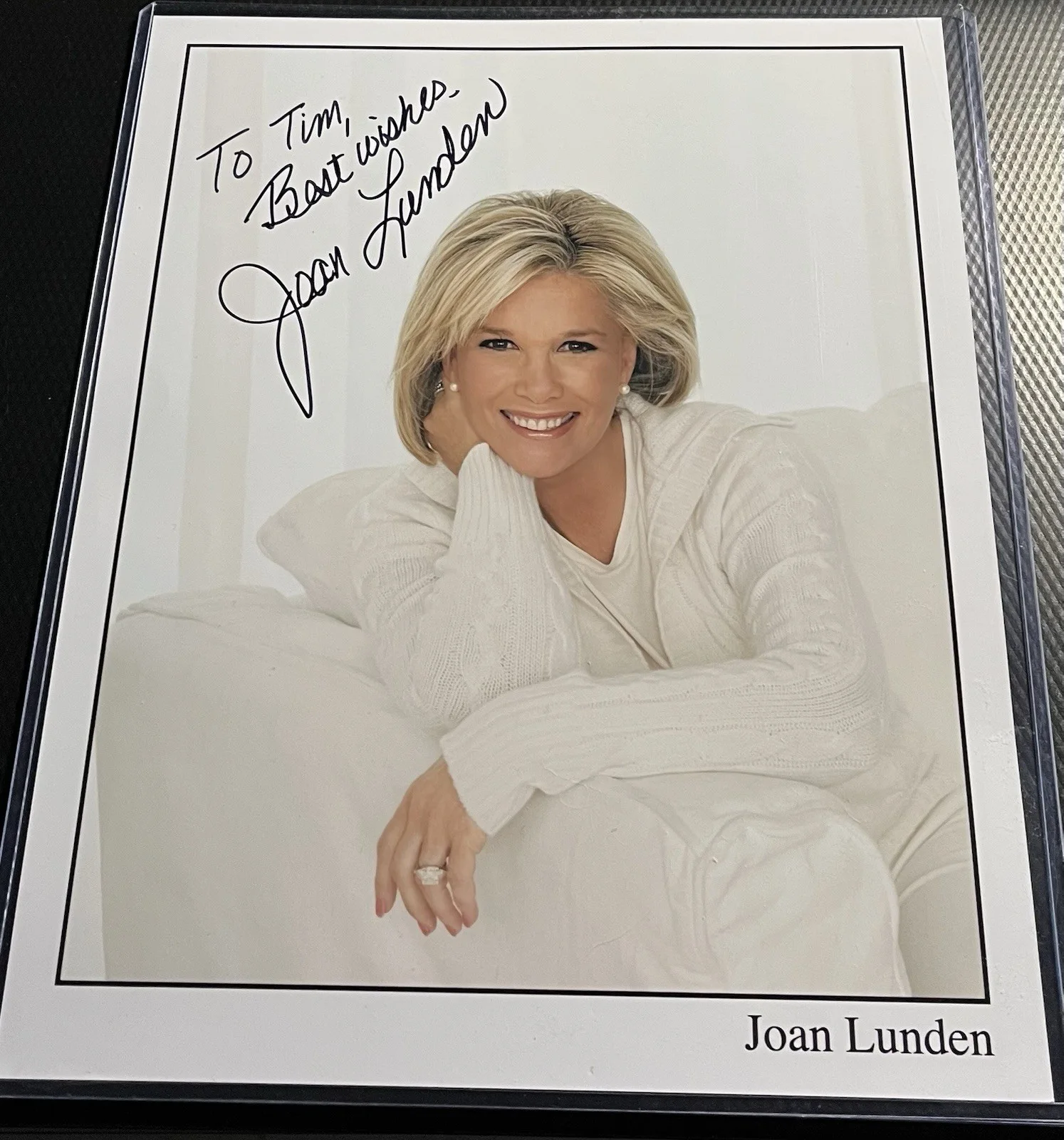 Joan Lunden — Joan Lunden Legendary TV Personality Signed 8x10 Photograph w/ Top Loader & COA, изображение 3