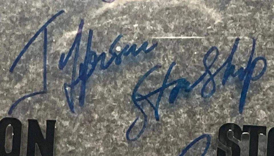 Mickey Thomas Signed Jefferson Starship Drum Head Inscribed “We Built This City”, image 3