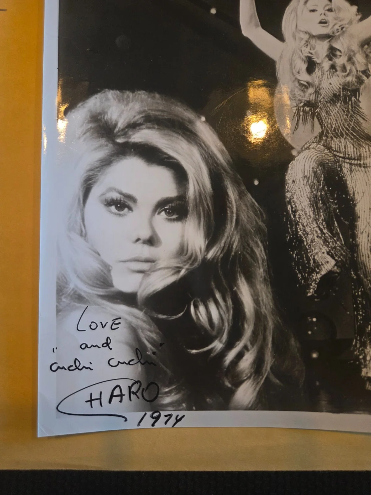 CHARO Signed 8x10 Photo Spanish Singer Autographed Cuchi Cuchi 1974 RARE!, изображение 3