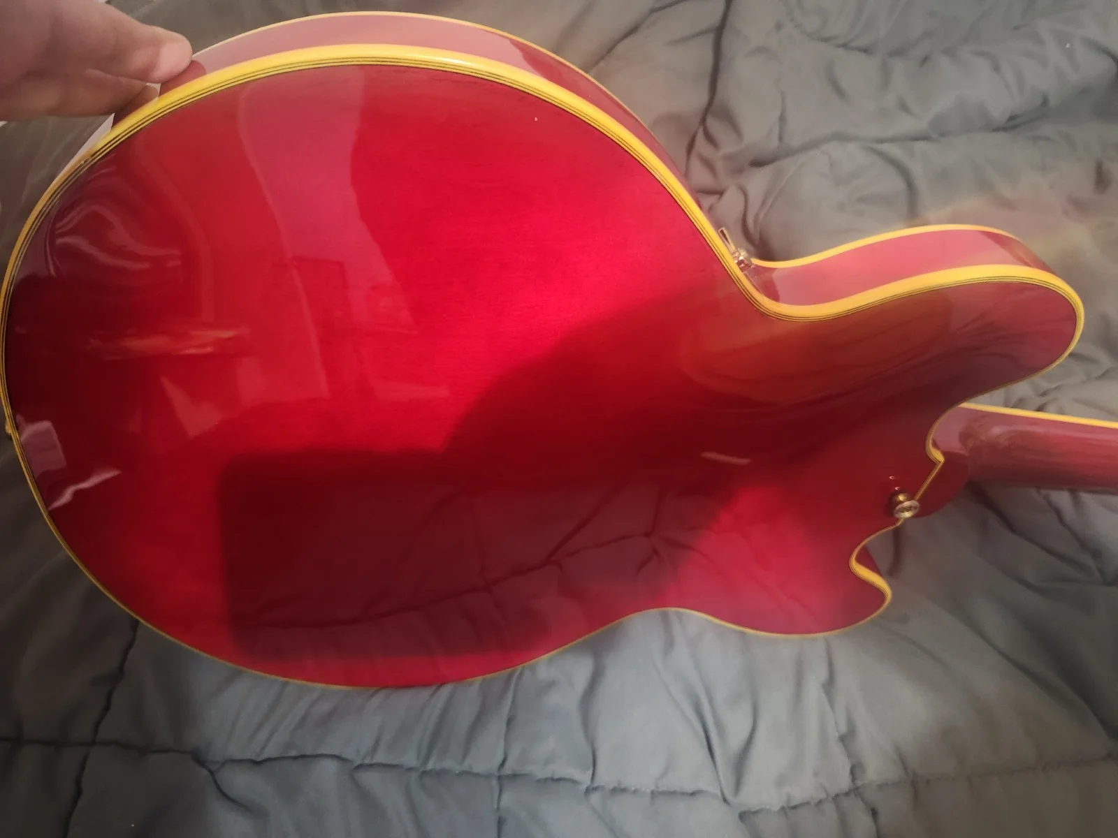 MICHAEL J FOX — MICHAEL J FOX SIGNED AUTO FULL SIZE BACK TO THE FUTURE GUITAR BECKETT BAS, image 4