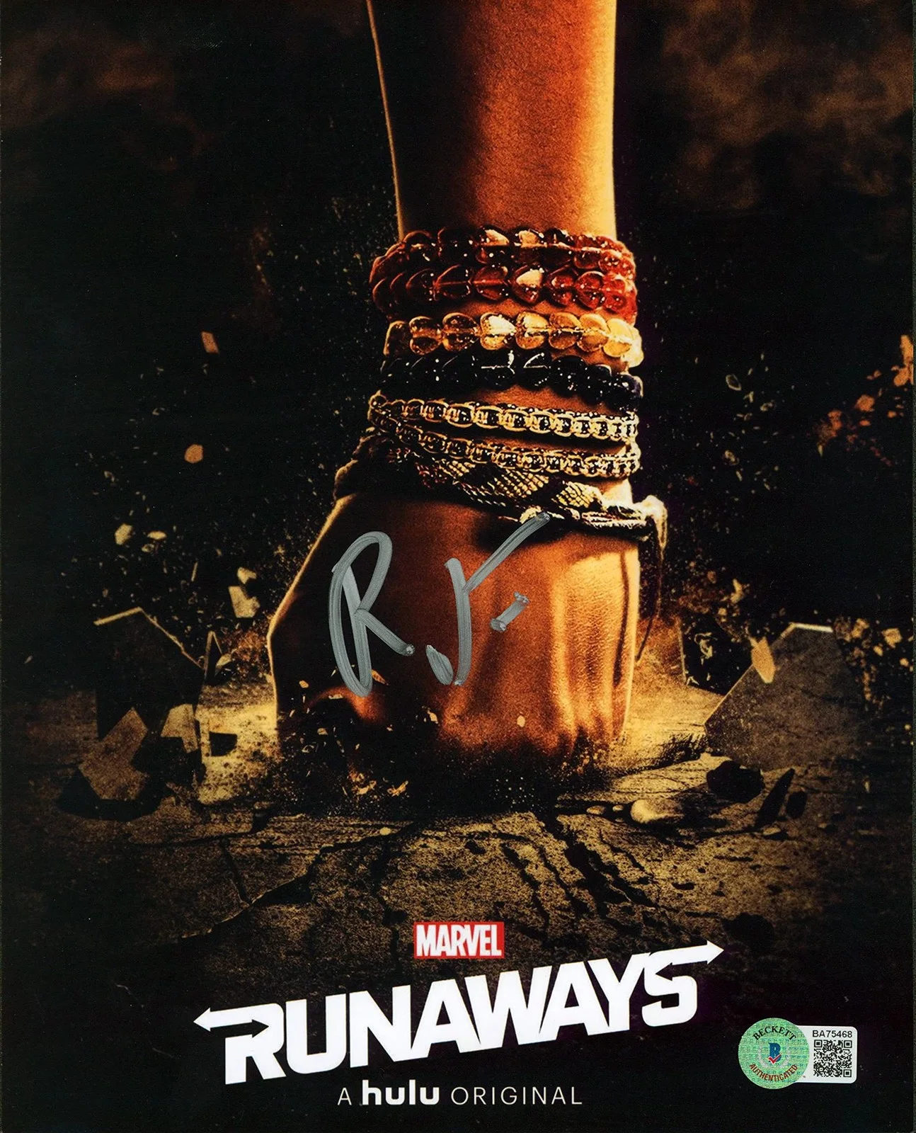 Renzy Feliz — Renzy Feliz Marvel's Runaways Authentic Signed 8x10 Photo BAS #BA75468, изображение 3