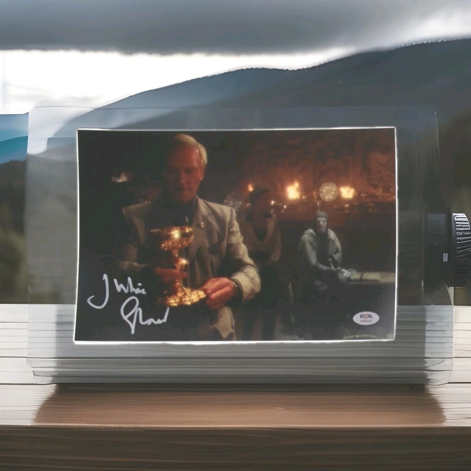 Julian Glover — Julian Glover (Walter Donovan Indiana Jones) signed 8x12photo PSA/DNA
