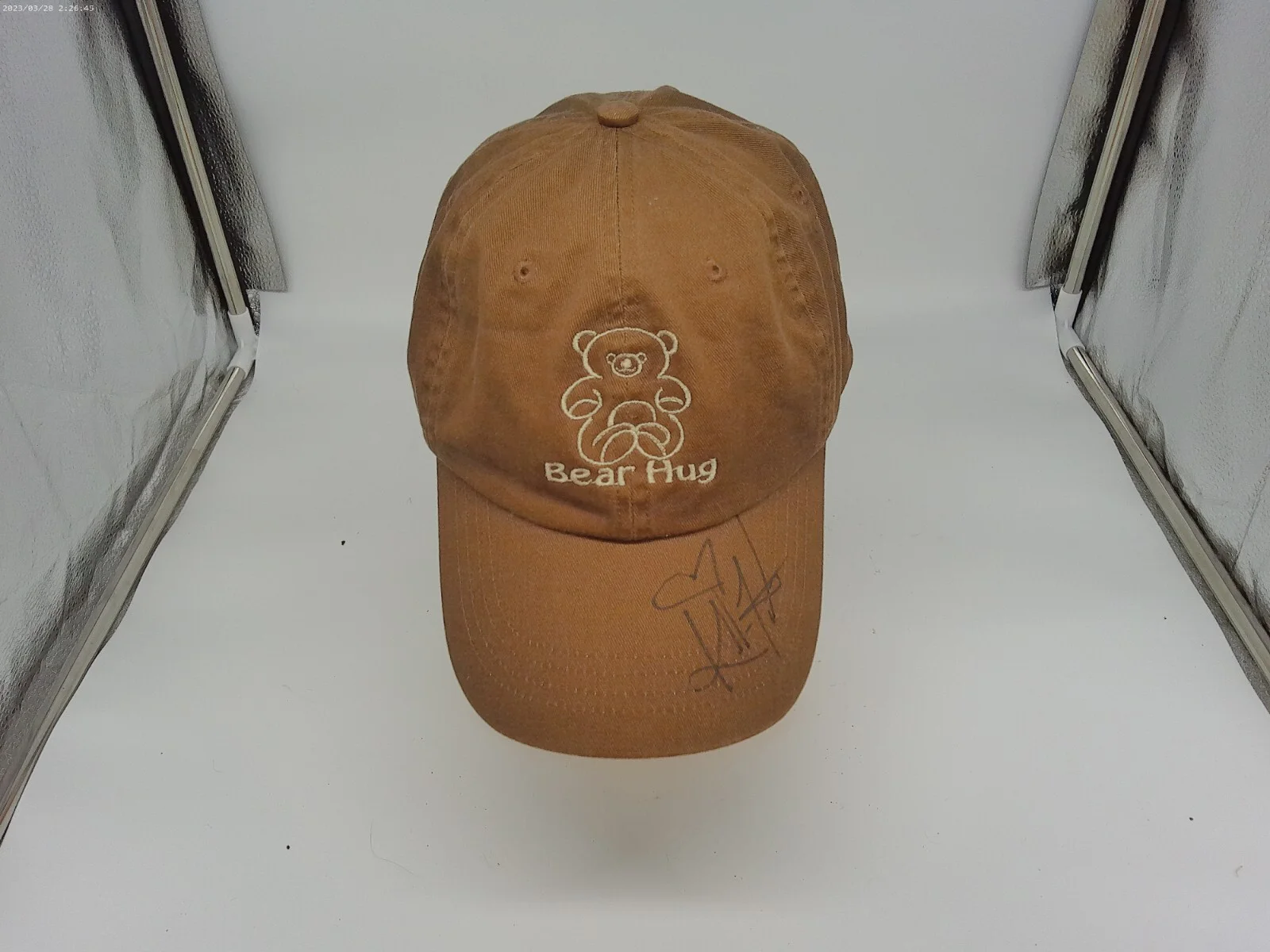 Kellen Lutz — KELLEN LUTZ signed autographed Bear Hug Hat Cap Stephenie Meyer charity