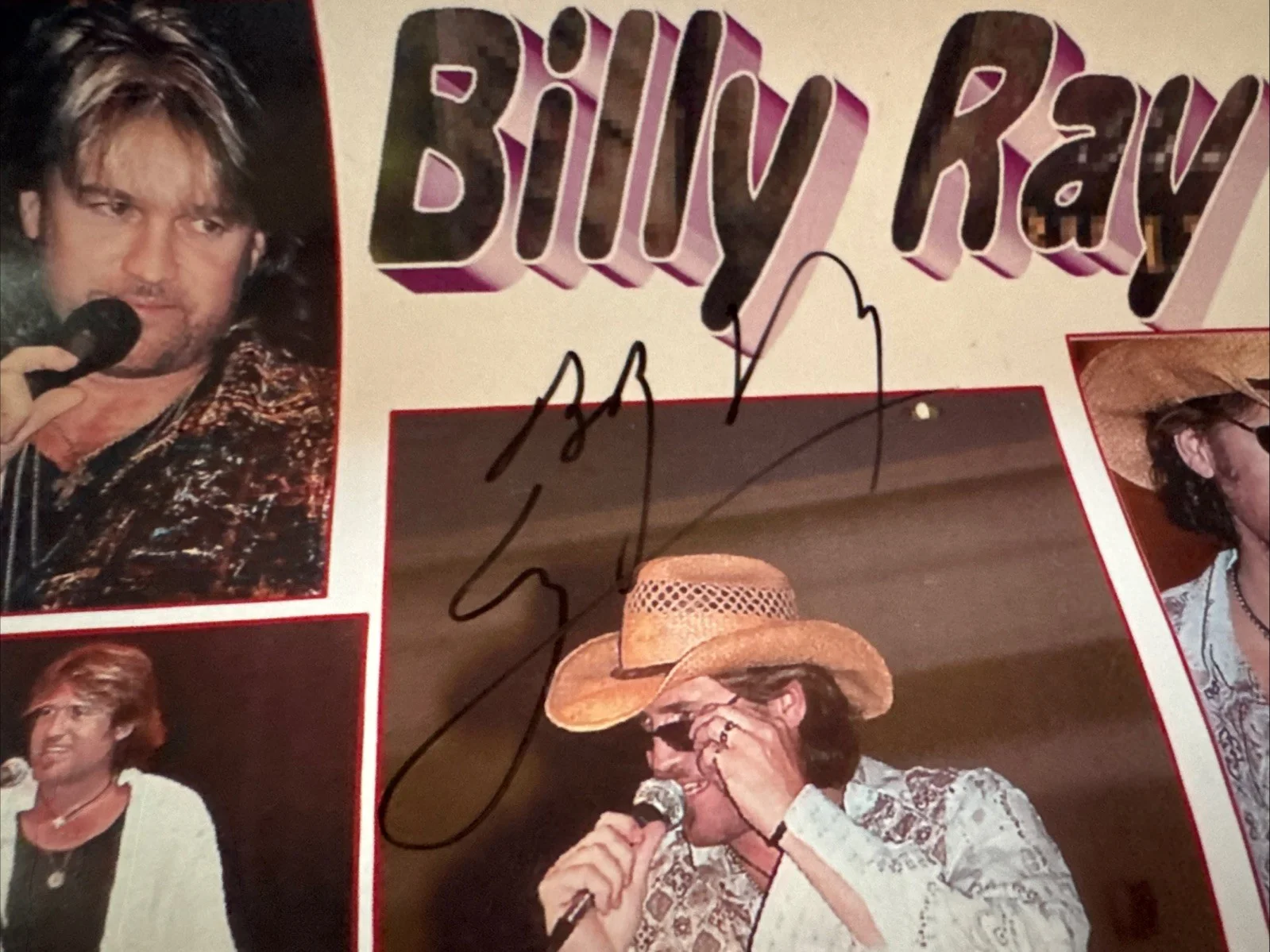 BILLY RAY CYRUS SIGNED 2004 PHOTO CALENDAR with SOME YOUNG MILEY CYRUS PICTURES, изображение 2