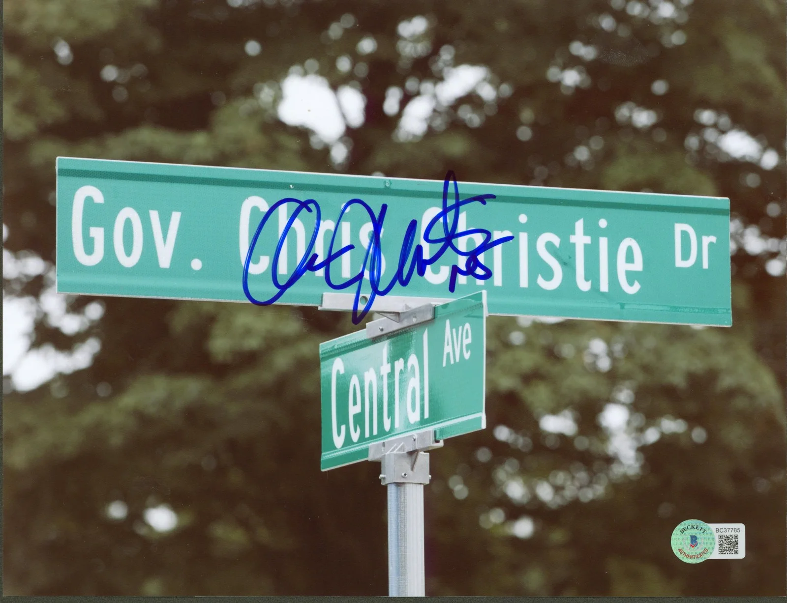 Chris Christie — Chris Christie Authentic Signed 8.5x11 Photo Autographed BAS #BC37785