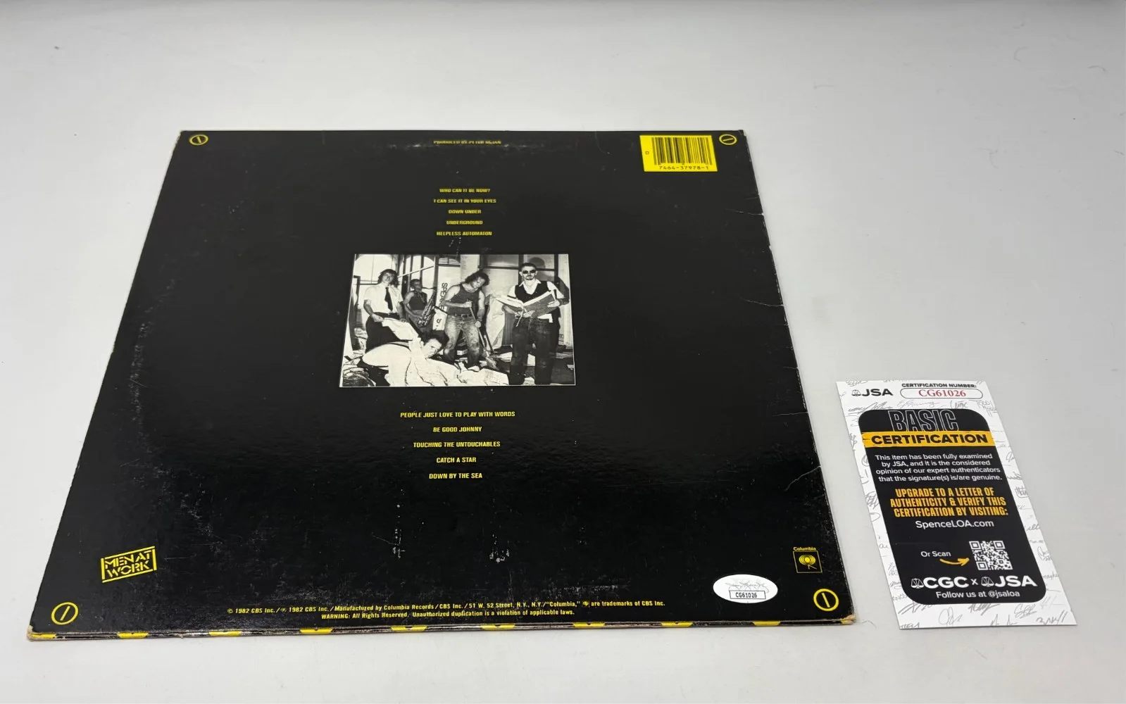 Colin Hay of Men At Work signed Business As Usual Album JSA COA, изображение 2