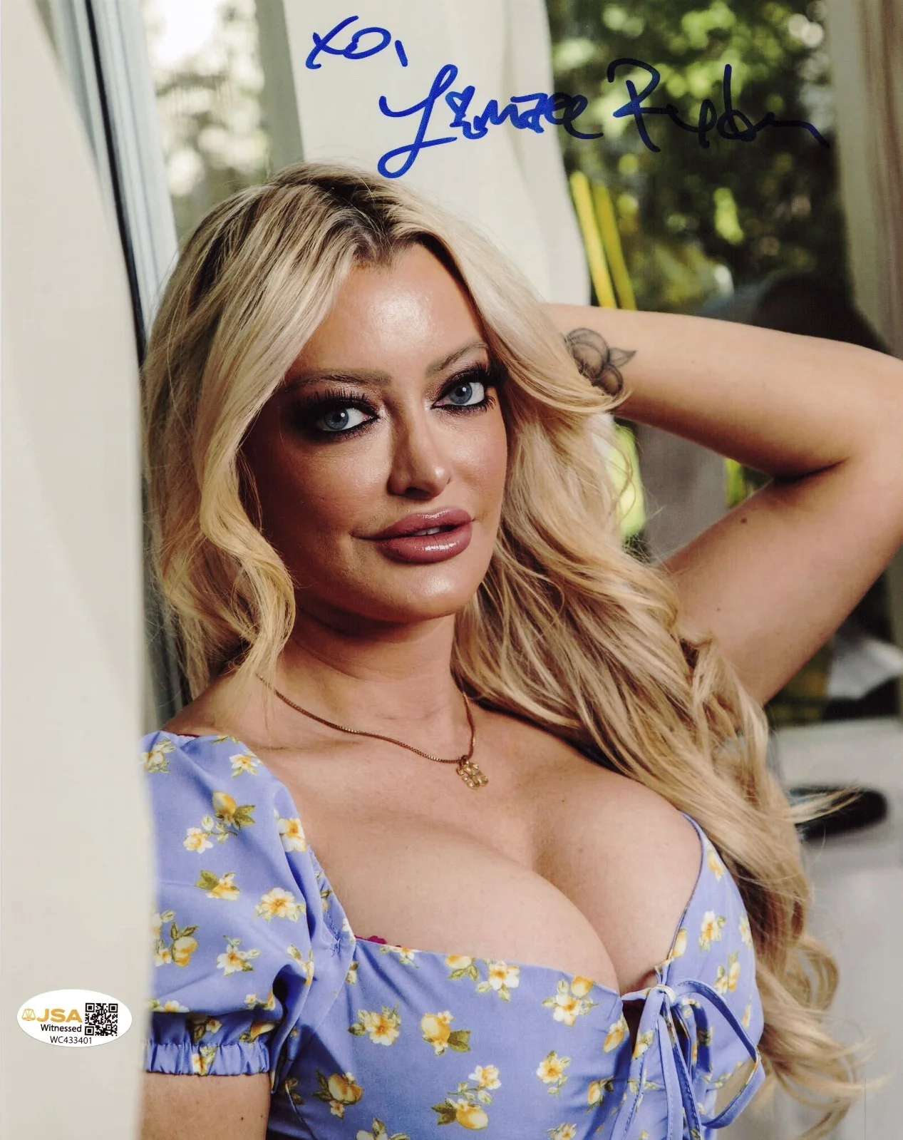 Linzee Ryder — Linzee Ryder Adult Video Star signed Hot 8x10 photo Proof #20 JSA Witnessed