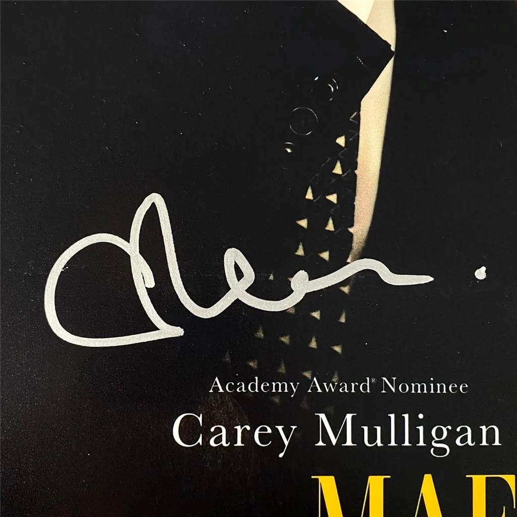 Carey Mulligan signed Maestro 12x18 Photo Poster autograph (A) ~ Beckett BAS, изображение 2