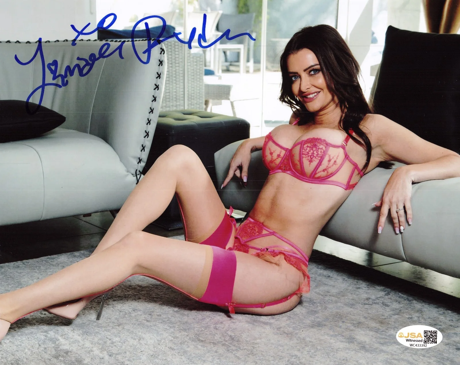 Linzee Ryder — Linzee Ryder Adult Video Star signed Hot 8x10 photo Proof #2 JSA Witnessed