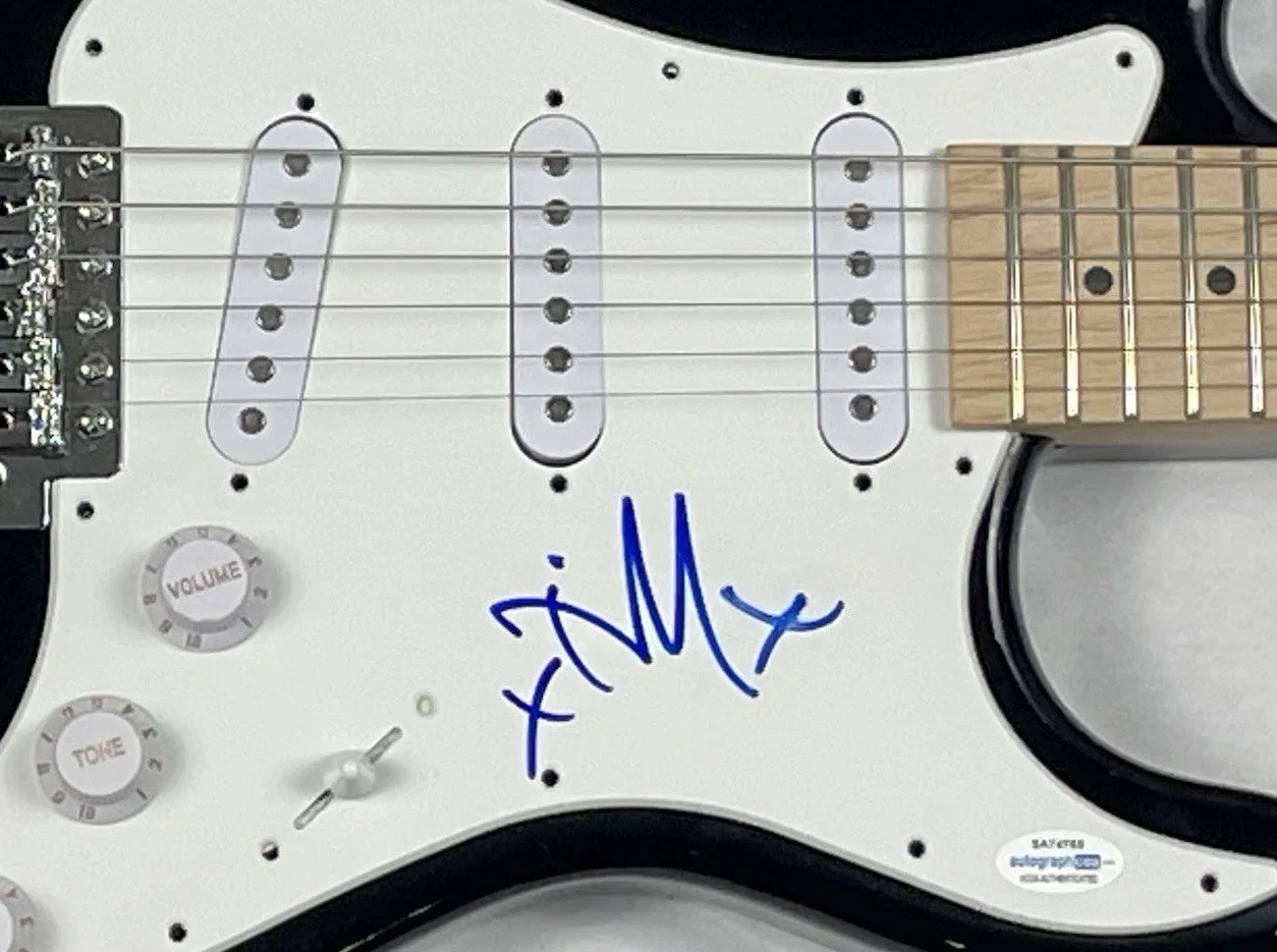RISE AGAINST Tim McIlrath Signed Autograph Electric Guitar Band Singer ACOA COA, image 4