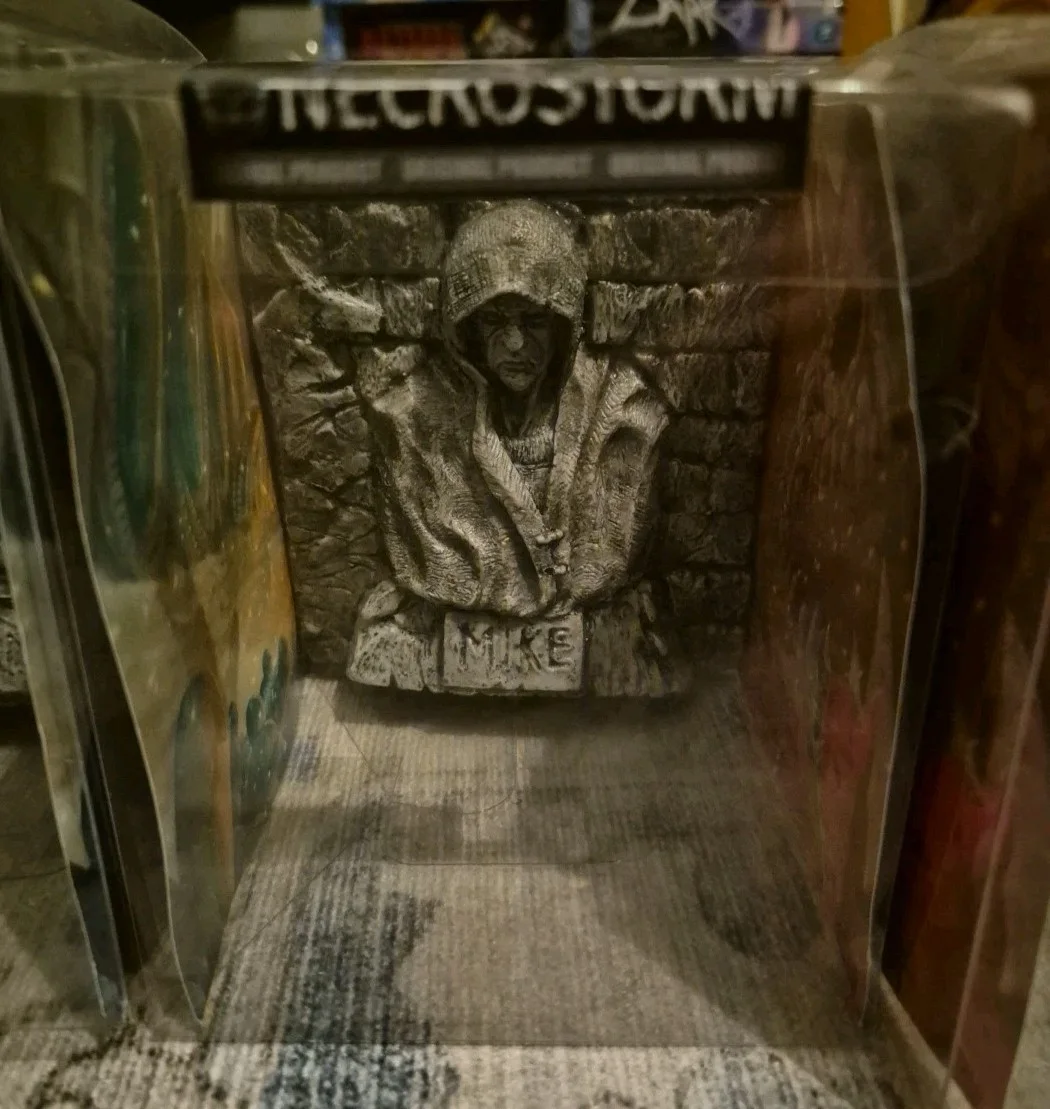 Necrostrorm Movie Plaques Toys Adam Chaplin, Hotel Inferno, New And Sealed, изображение 3