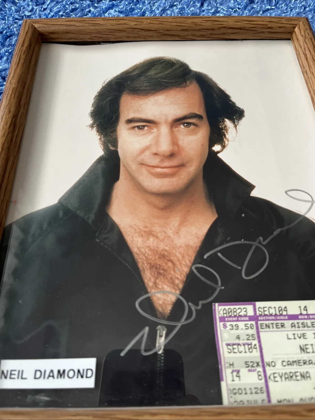 8 X 10 Signed Neil Diamond Photograph With Concert Ticket, изображение 2