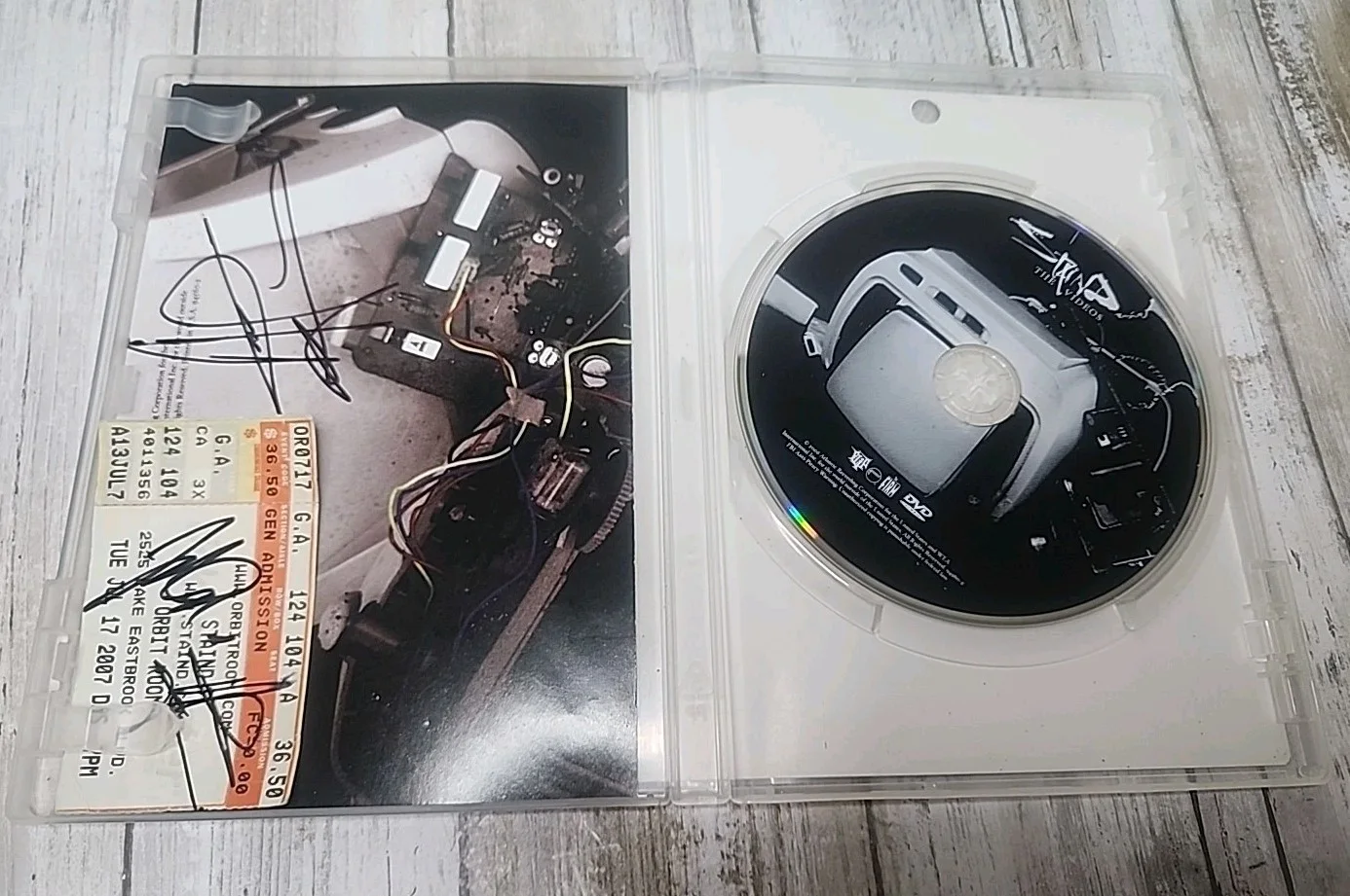Staind All The Videos Autographed DVD Booklet With Signed Concert Ticket, изображение 3