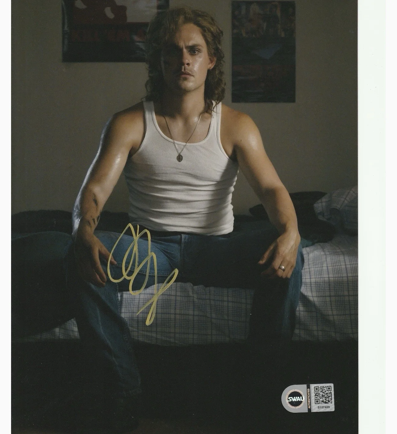 Dacre Montgomery — Dacre Montgomery Signed STRANGER THINGS 'Billy Hargrove' 8x10 Photo SWAU COA 2
