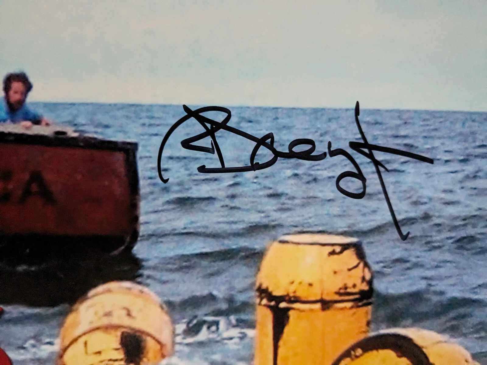 Richard Dreyfuss — RICHARD DREYFUSS Signed JAWS 11x17 POSTER Hooper Autograph BAS JSA H, image 2