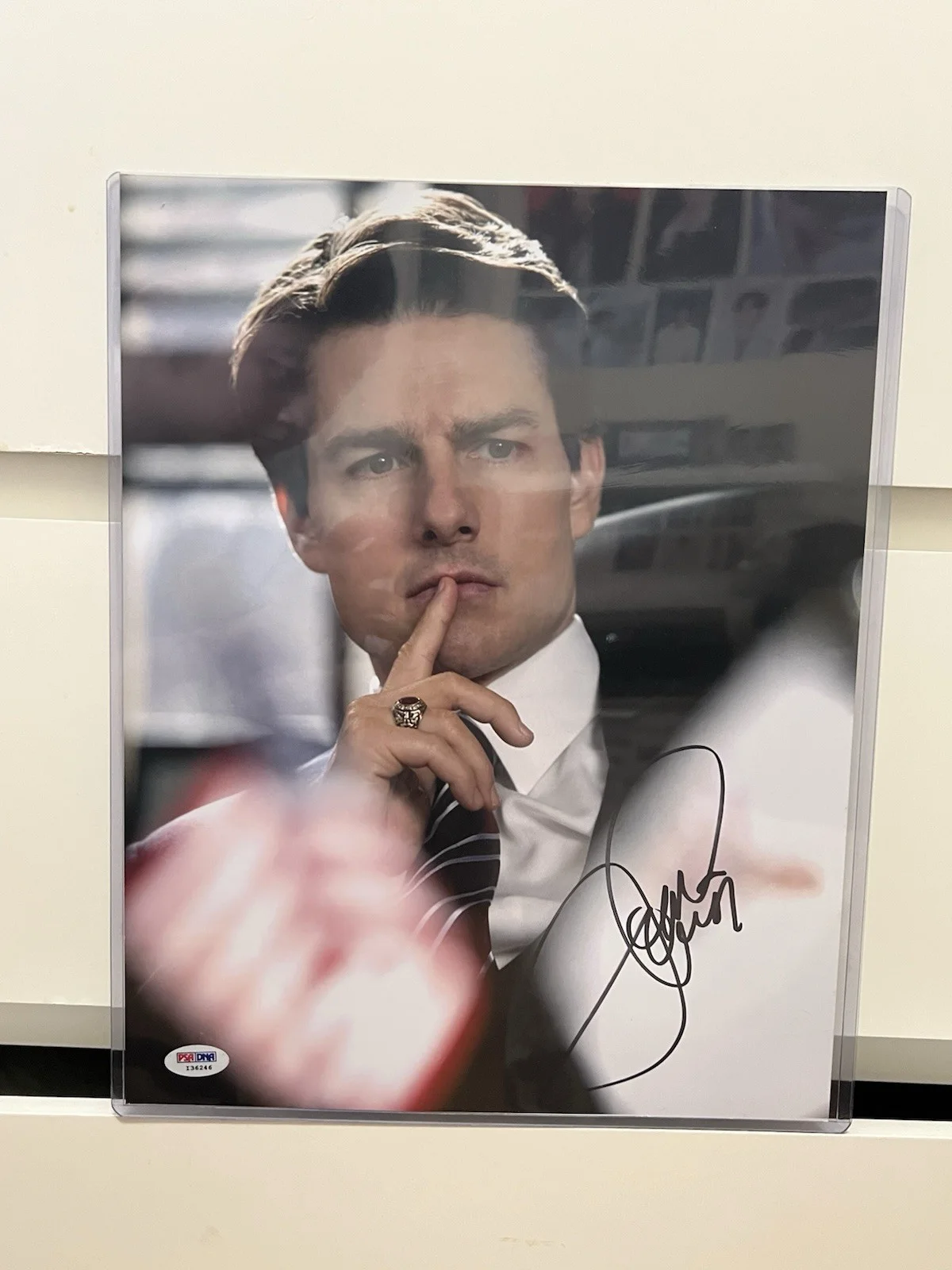 TOM CRUISE SIGNED 11x14 PSA - PROBSTEIN AUCTION, image 2