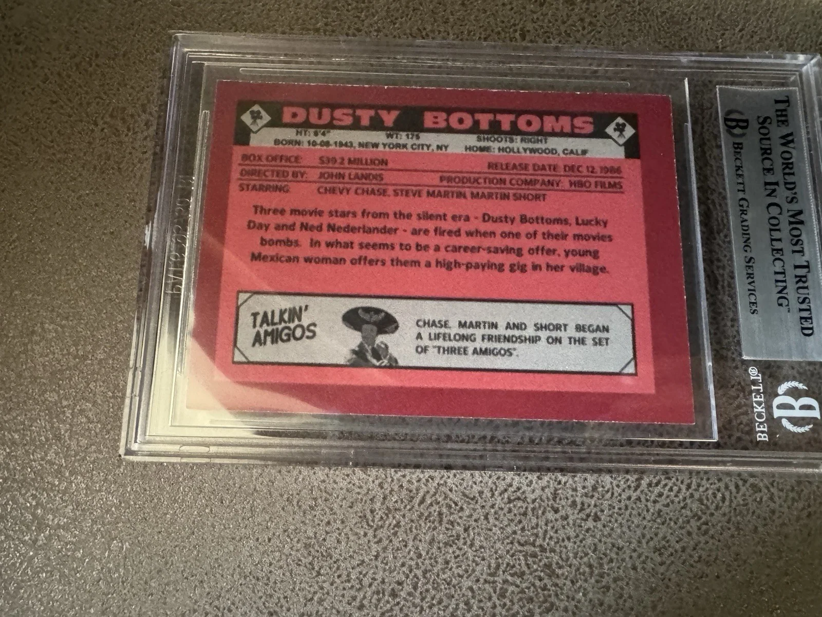 Chevy Chase — Chevy Chase Auto Signed Three Amigo’s ‘Dusty Bottoms’ Trading Card Beckett AUTH, изображение 3