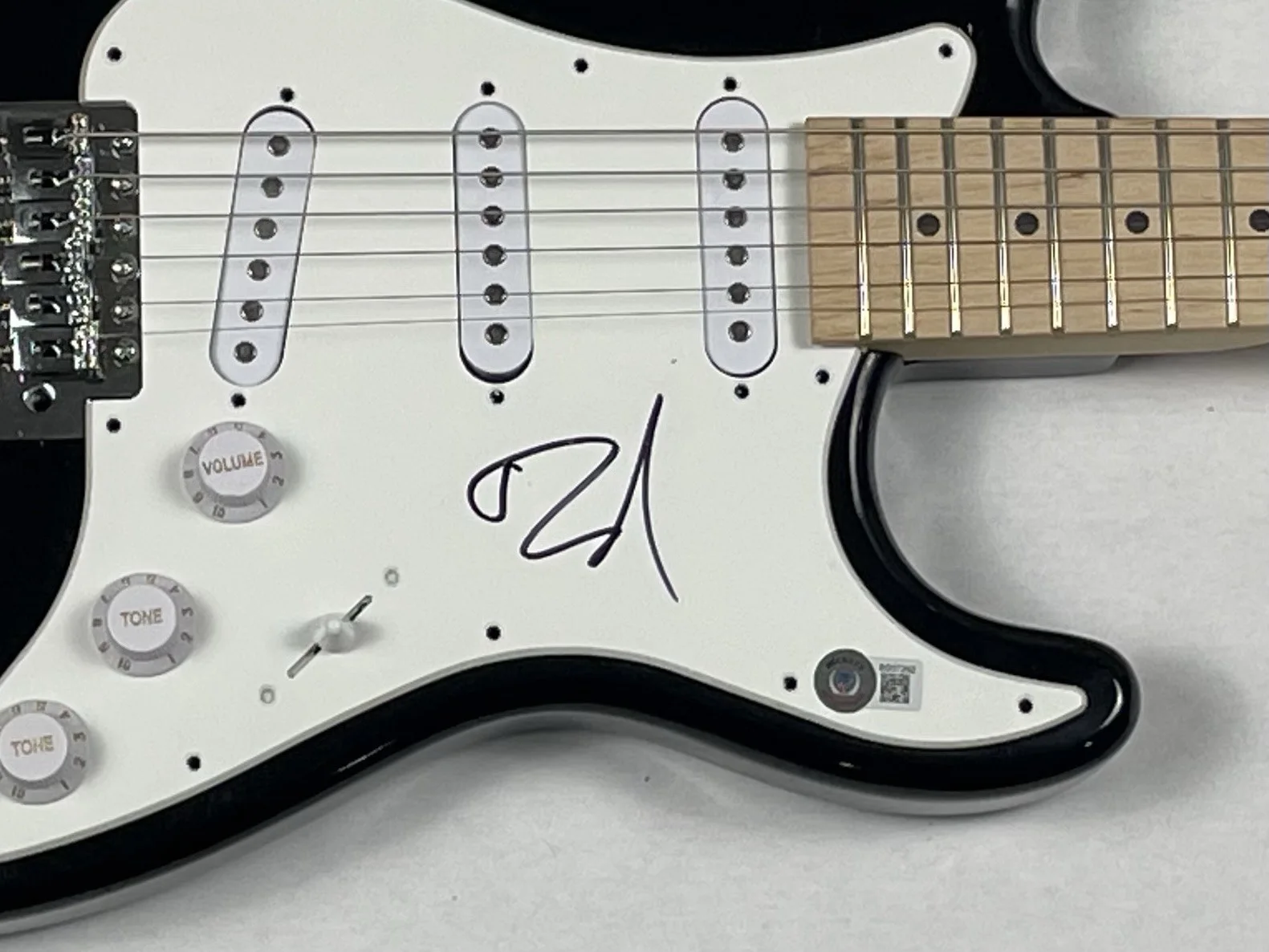 Dave Grohl Foo Fighters Signed Autograph Electric Guitar Nirvana Beckett COA, image 4