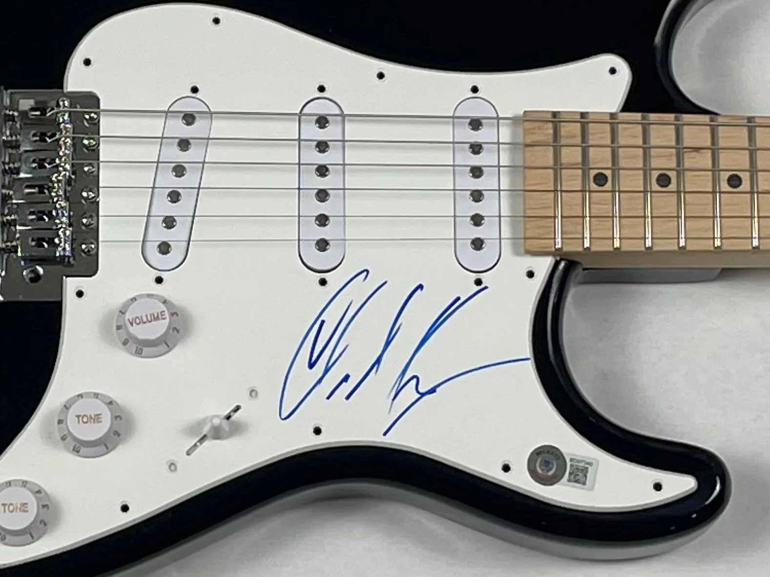 Chad Kroeger NICKELBACK Signed Autograph Electric Guitar Lead Singer Beckett COA, image 4