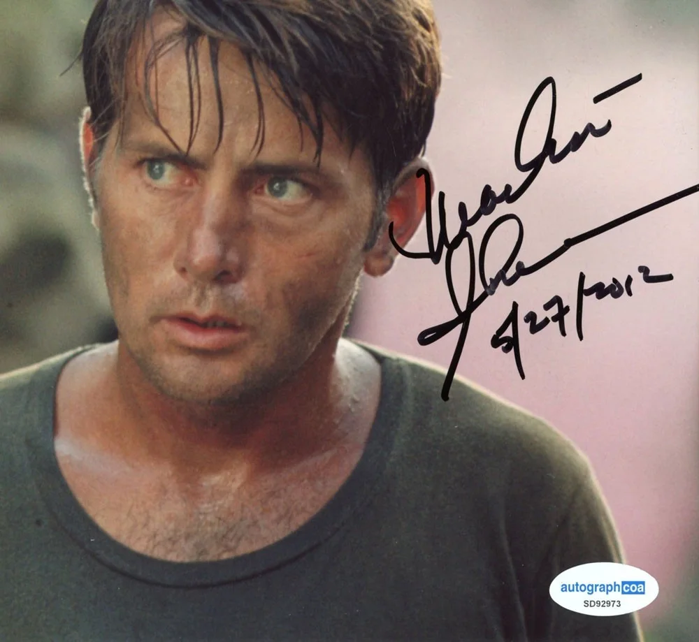 MARTIN SHEEN — Martin Sheen signed "APOCALYPSE NOW" 8x10 Photo q AUTO Captain Willard ACOA COA, изображение 4