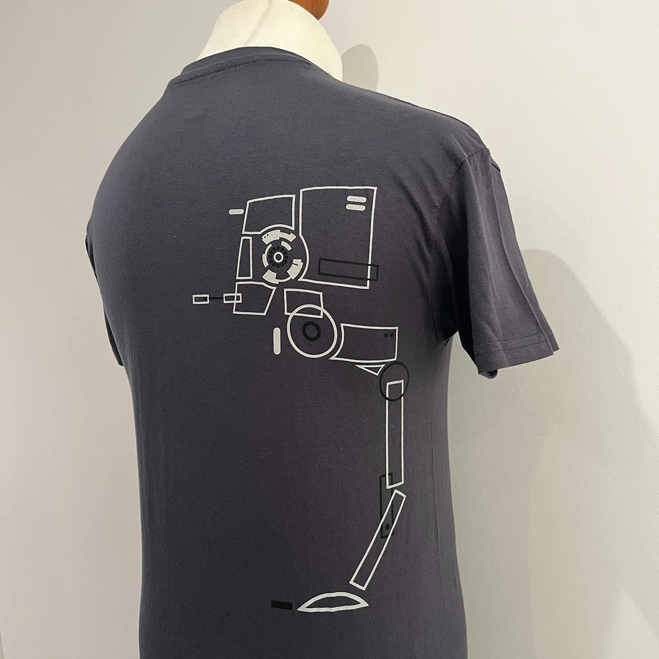 SOLO A Star Wars Story Cast & Crew T-Shirt S Props Movie Film Production Gift, изображение 3