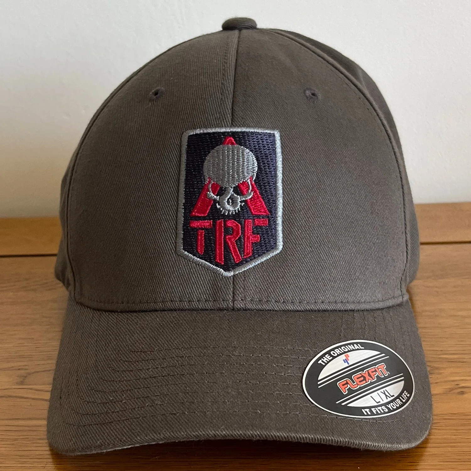 TRANSFORMERS The Last Knight Cast & Crew Cap Hat Movie Film Production Gift L/X, изображение 2
