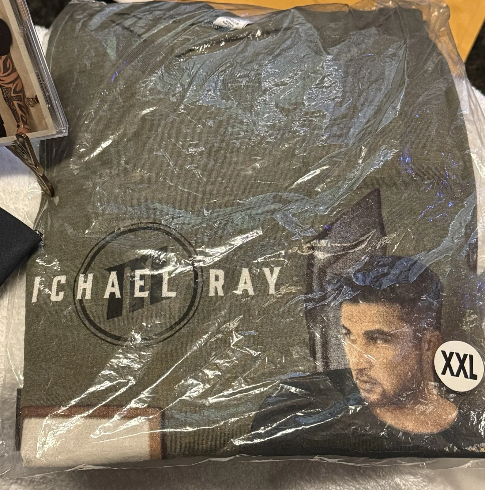 Michael Ray-Amos Autographed CD, Tee Shirt & Can Holder, image 3