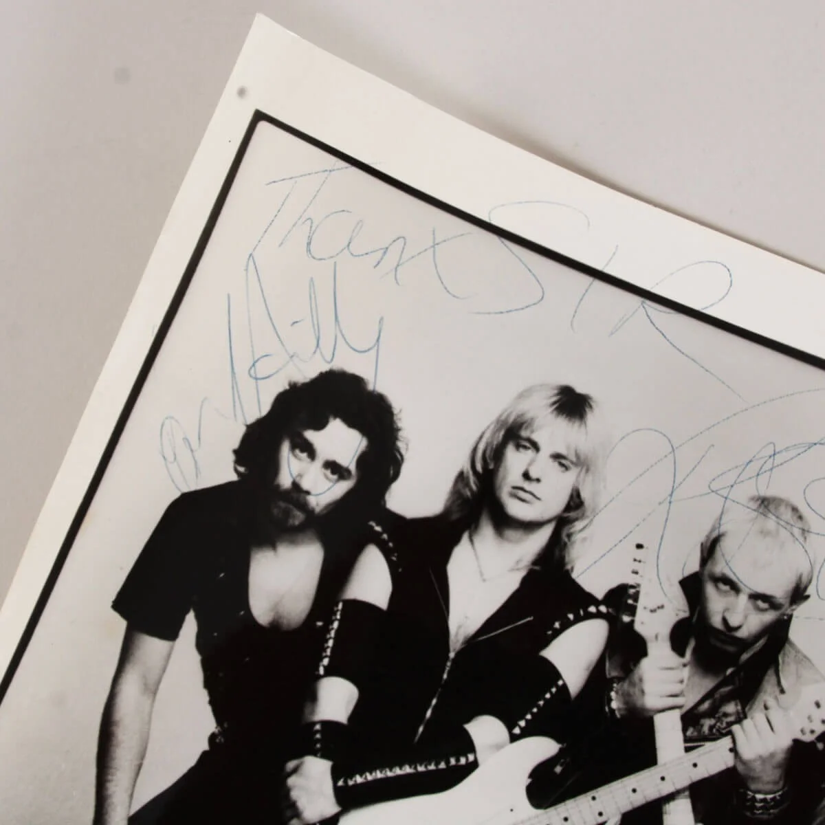 Judas Priest Signed Photo 8x10 1981 UK Tour Promo (5) Sigs. Rob Halford etc. ..., изображение 2