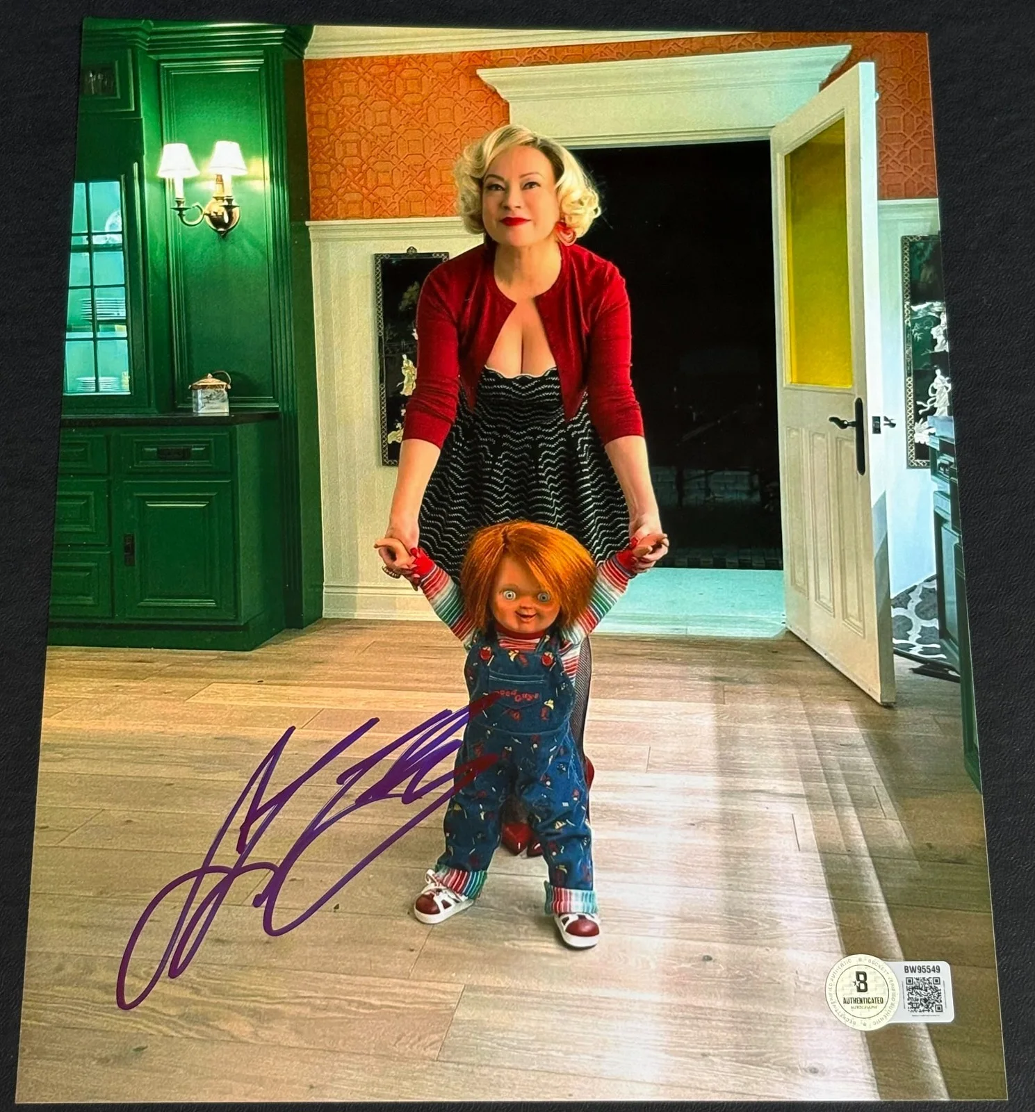 Jennifer Tilly — Jennifer Tilly Signed Autograph 8x10 Photo Bride of Chucky Authentic Beckett BAS