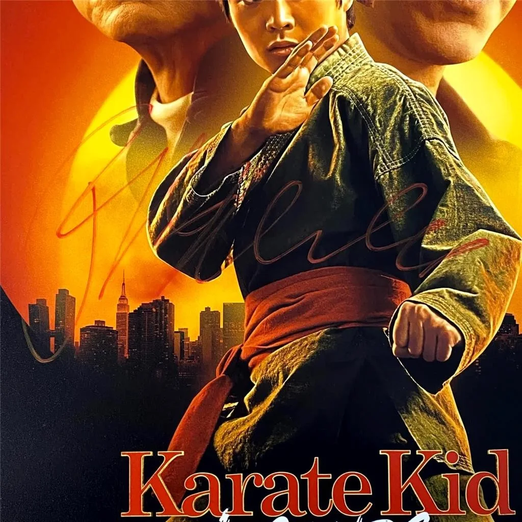 Ralph Macchio signed Karate Kid Legends 11x17 Poster Photo auto (B) Beckett BAS, изображение 2