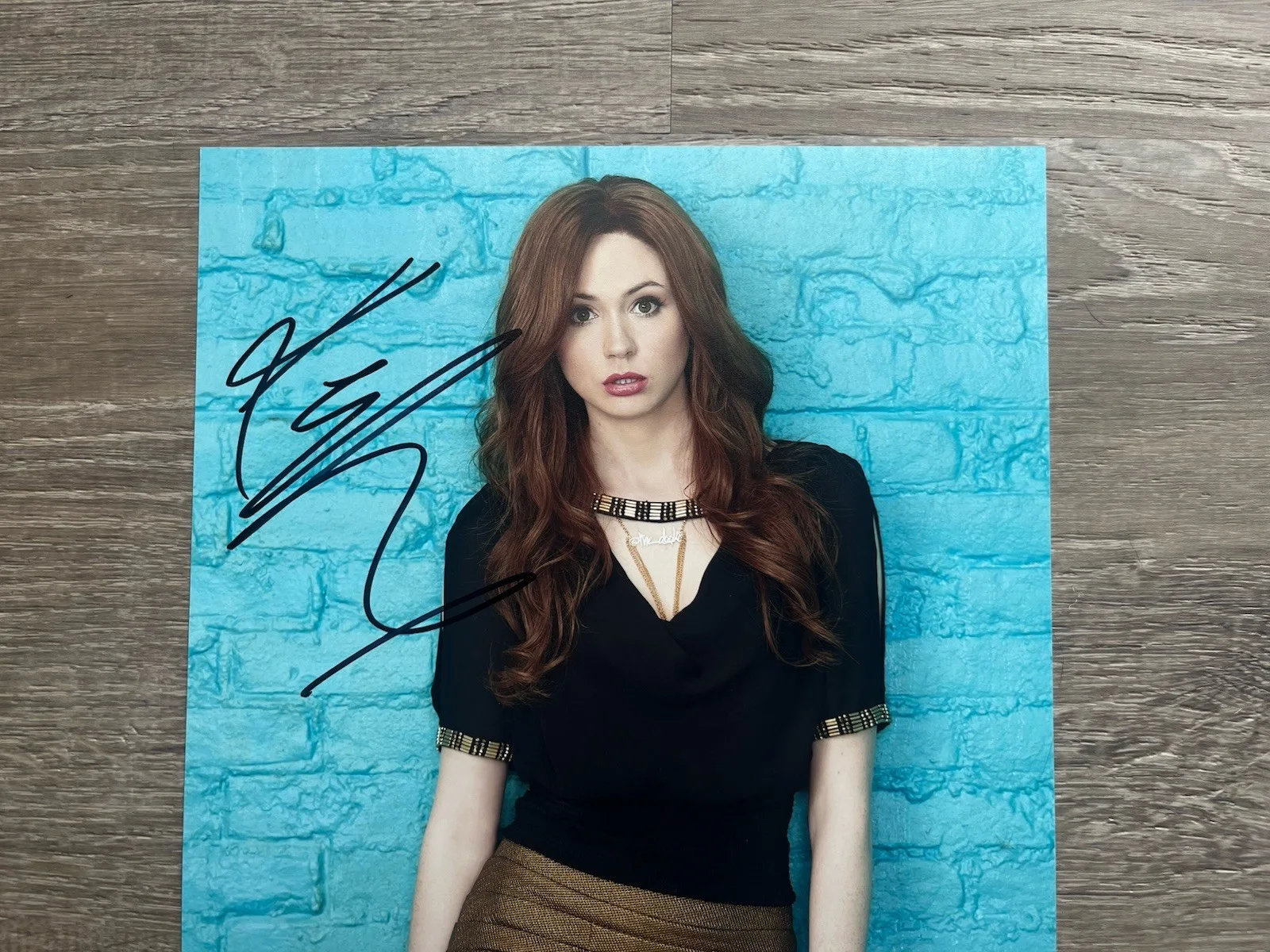 Karen Gillan — Karen Gillan Signed 8x10 Photo JSA COA Doctor Who Jumanji Nebula, изображение 3