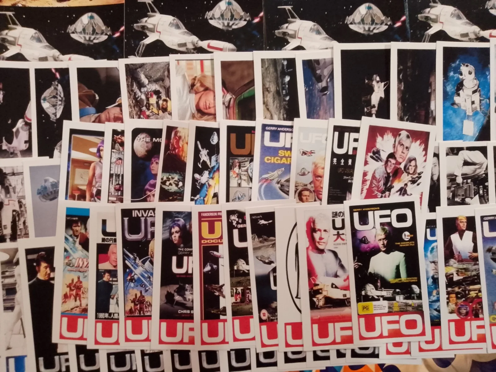 Gerry Anderson's UFO. 4 Glossy 3x8ins Lobbymarkers & 60 Mini-cards & 2 Boxes.New, изображение 2