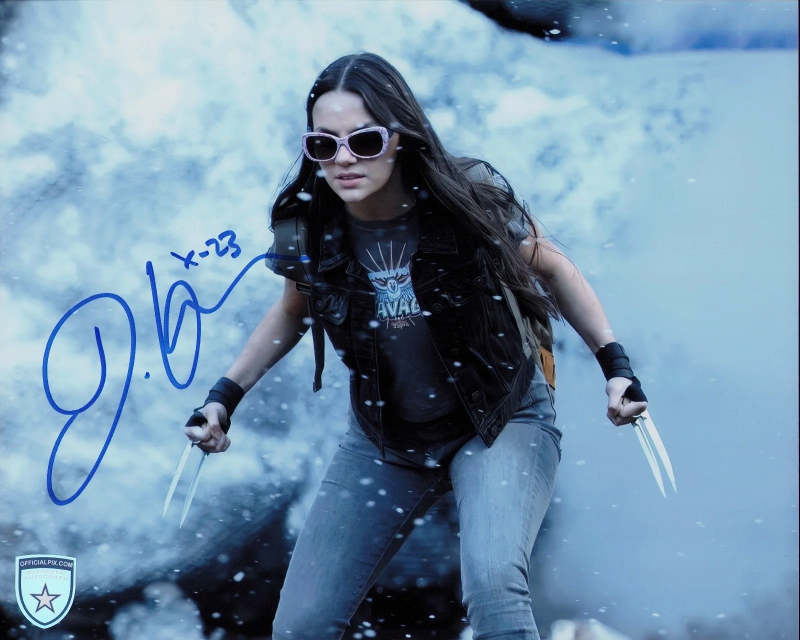 Dafne Keen — Signed Dafne Keen Wolverine Deadpool X-23 Laura Kinney 8x10 w/ Official Pix COA