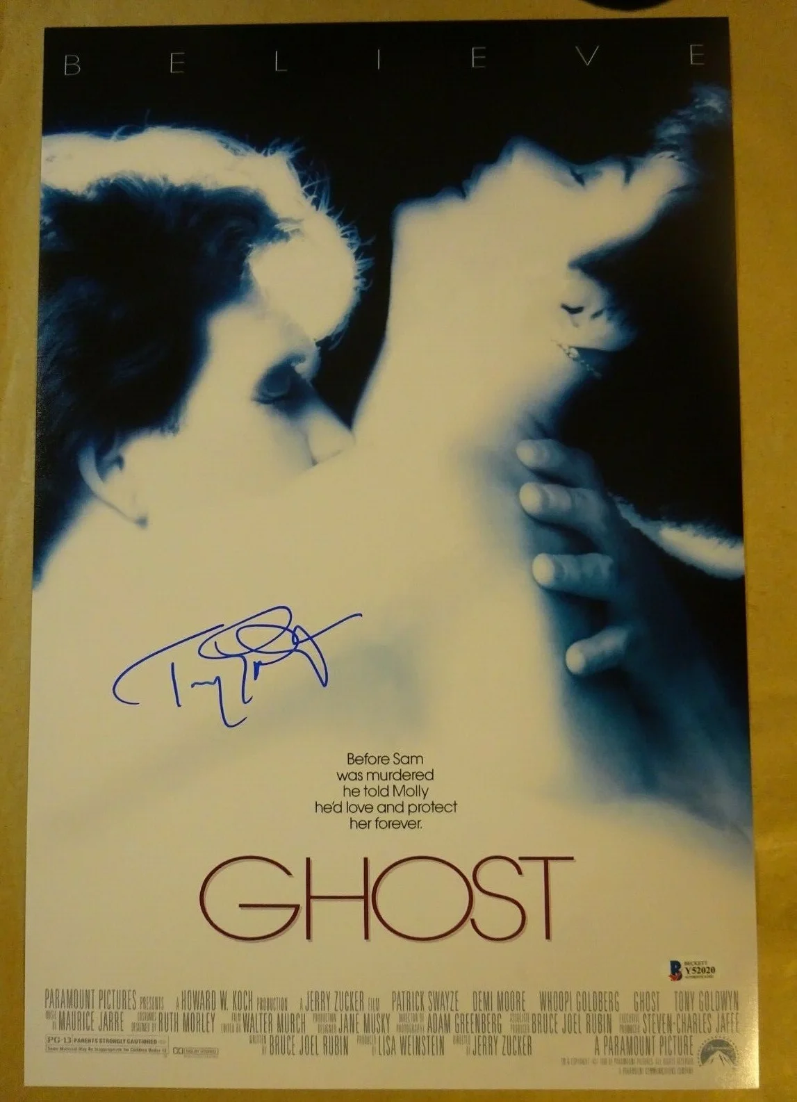 Tony Goldwyn — Signed TONY GOLDWYN Autographed GHOST 12"x18" Photo BECKETT BAS COA, изображение 2
