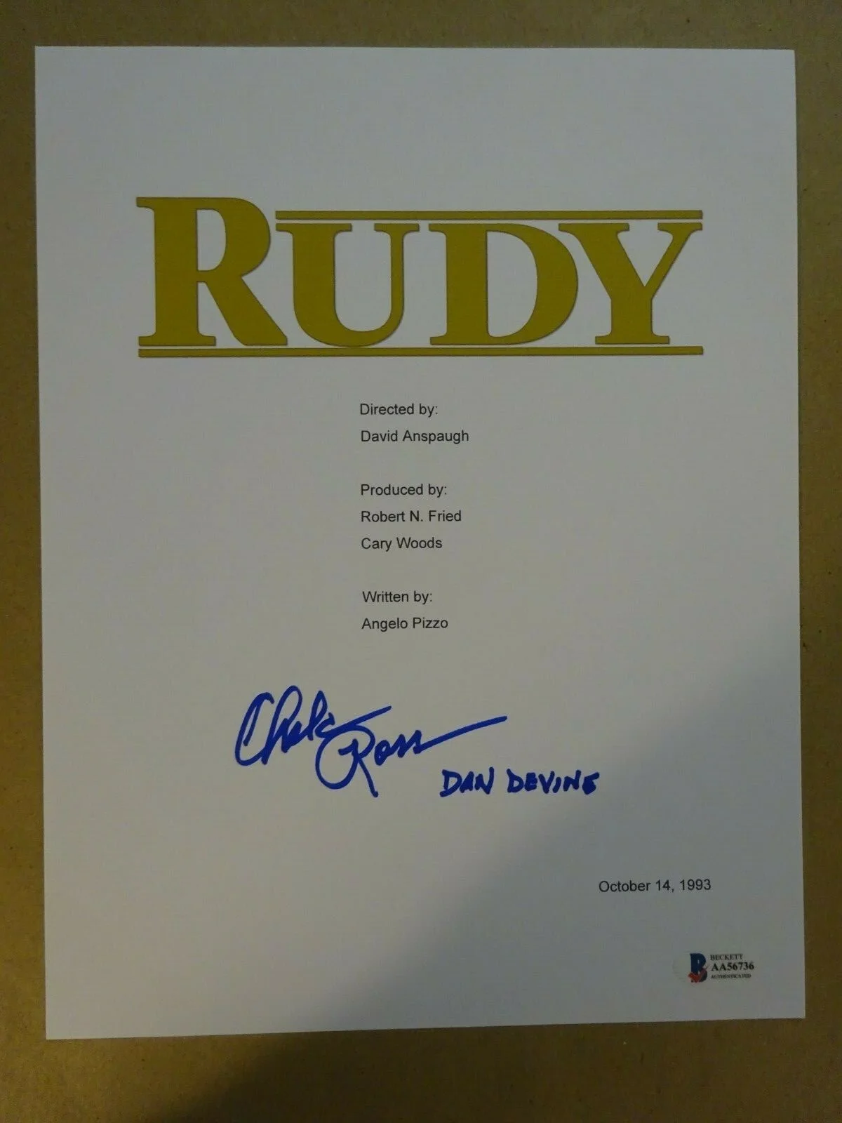 Chelcie Ross — Autographed CHELCIE ROSS Signed RUDY Script Cover BECKETT BAS COA, image 2