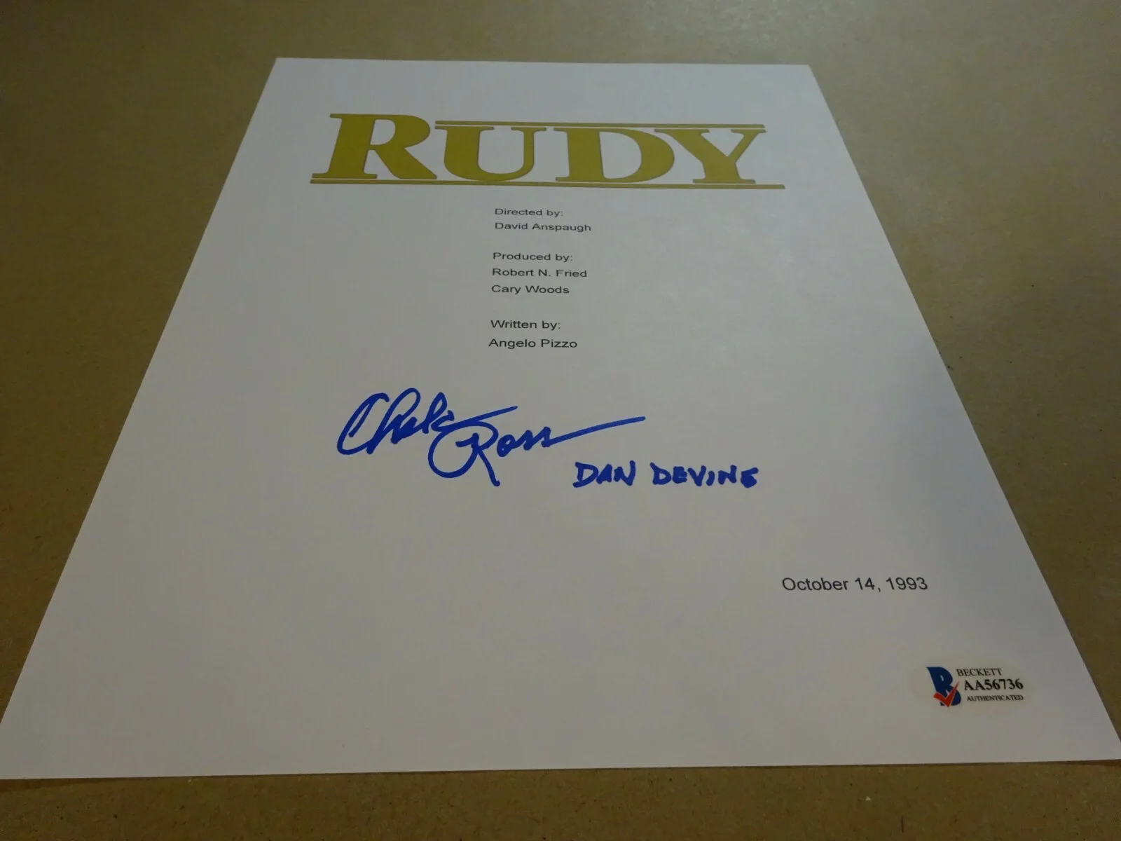 Chelcie Ross — Autographed CHELCIE ROSS Signed RUDY Script Cover BECKETT BAS COA, image 3