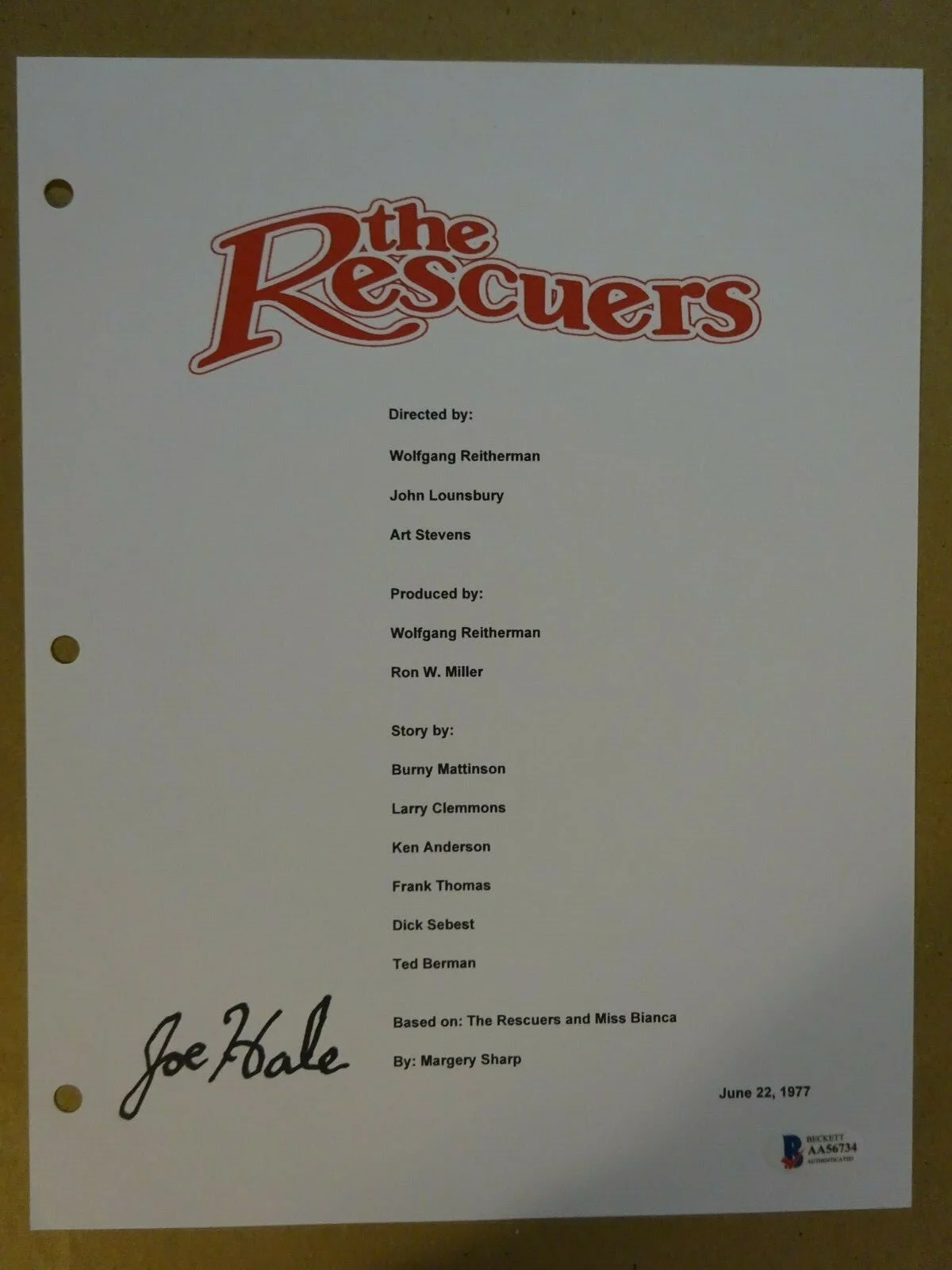 Joe Hale — Autographed JOE HALE Signed THE RESCUERS Script Cover BECKETT BAS COA, image 2