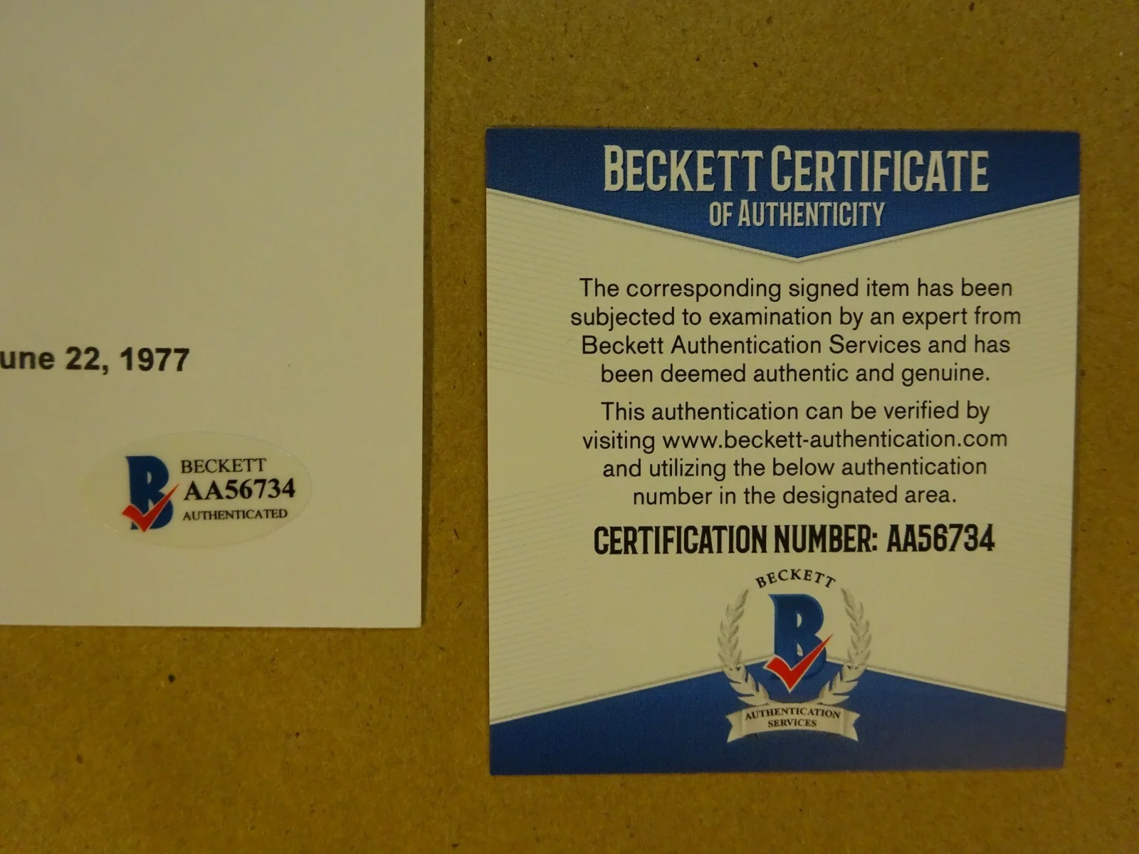 Joe Hale — Autographed JOE HALE Signed THE RESCUERS Script Cover BECKETT BAS COA, image 5