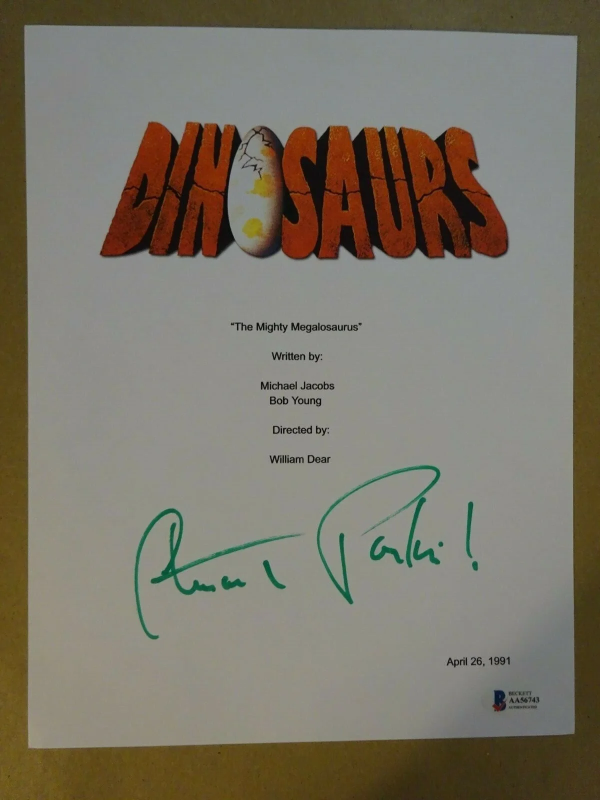 Stuart Pankin — Autographed STUART PANKIN Signed DINOSAURS Script Cover BECKETT BAS COA, image 2