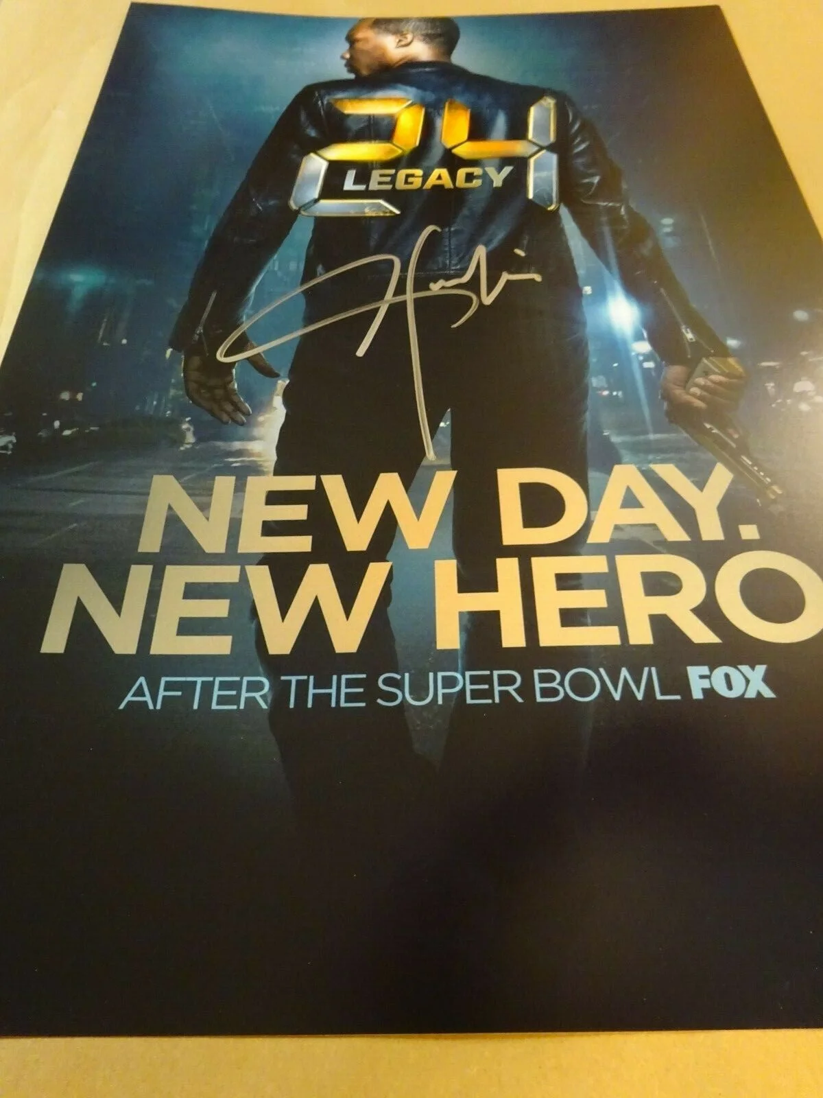 Corey Hawkins — Signed COREY HAWKINS Autographed 24 LEGACY 12"x18" Photo BECKETT BAS COA, image 4