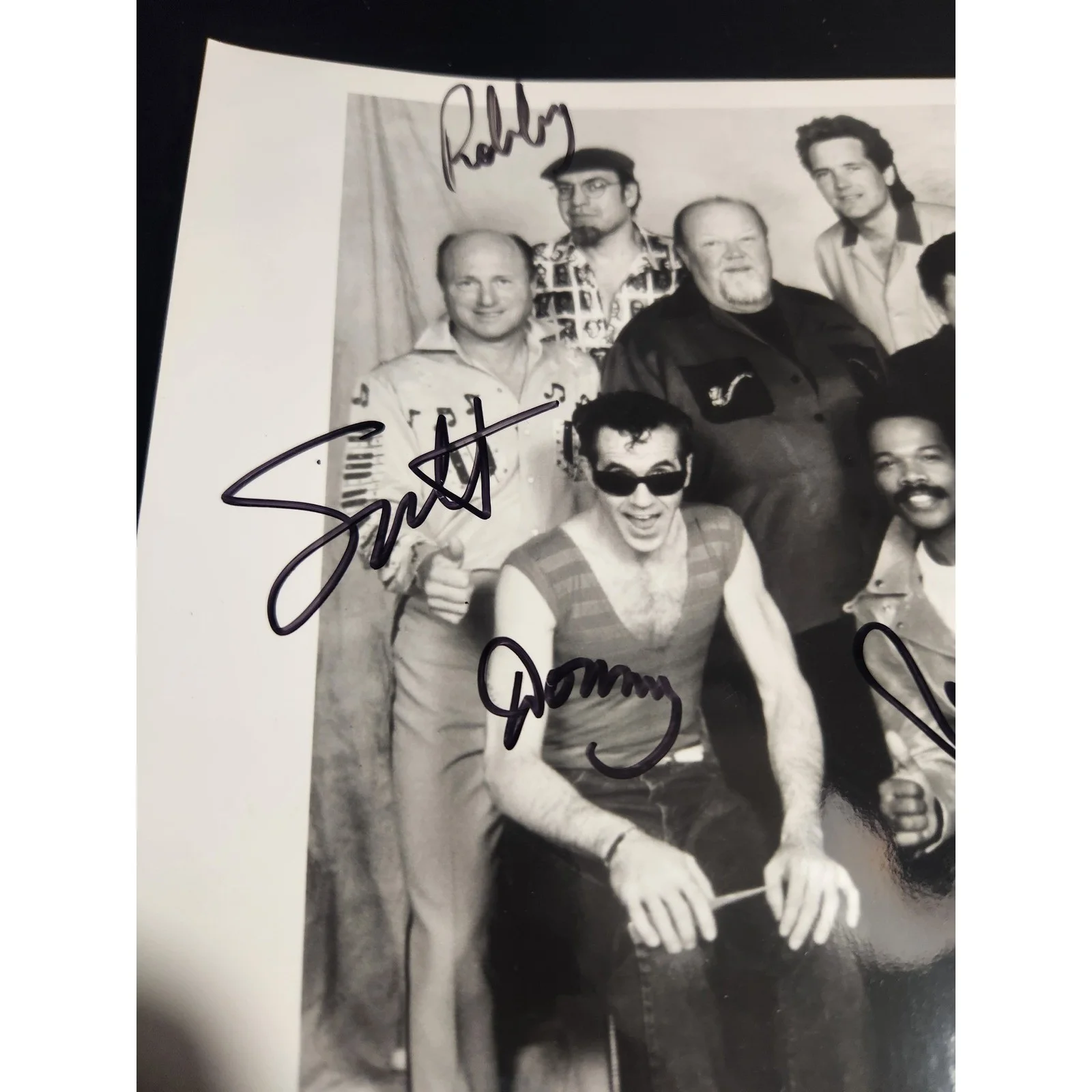 Vintage Sha Na Na Autographed Black and White Photo Get A Job Talent Group, изображение 3