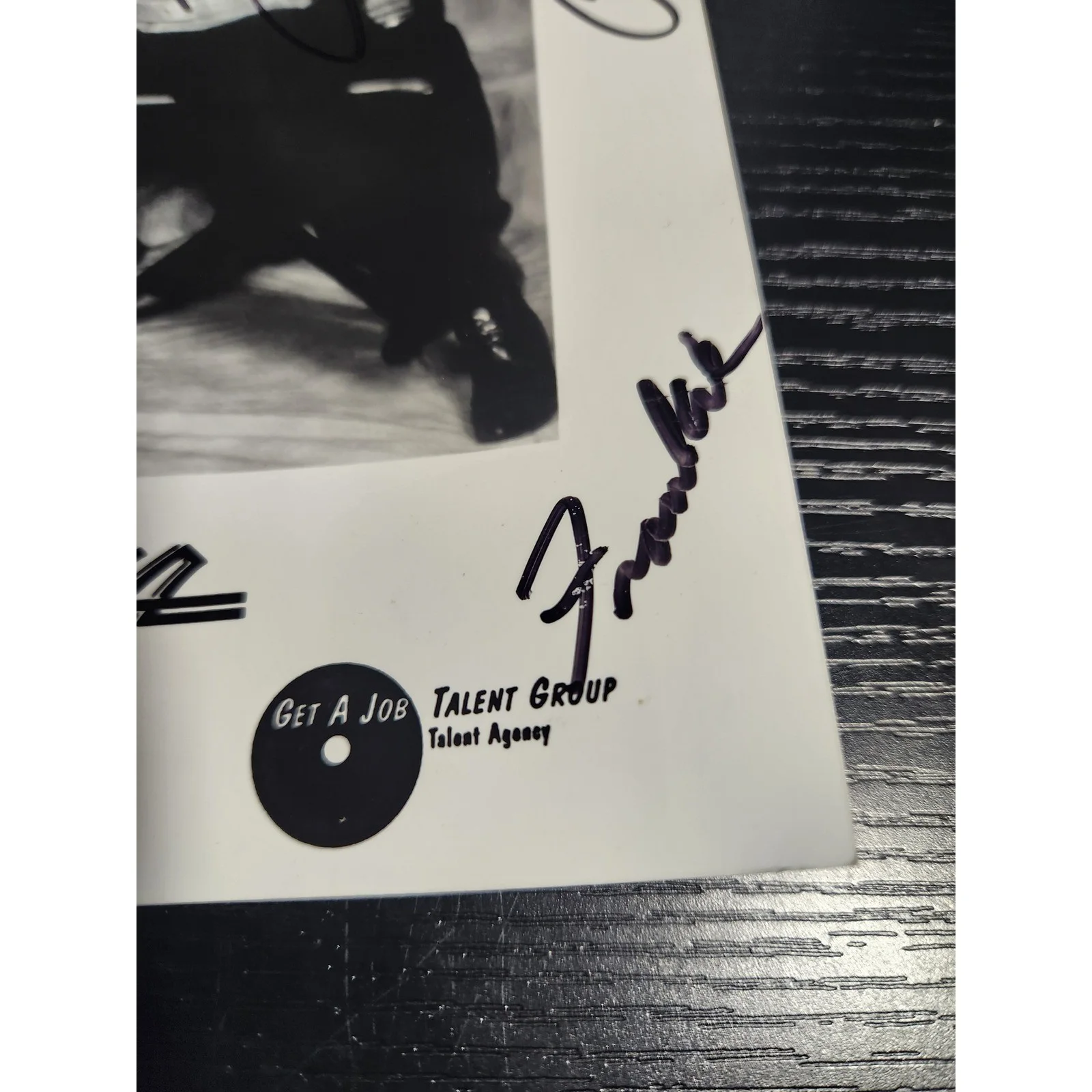 Vintage Sha Na Na Autographed Black and White Photo Get A Job Talent Group, изображение 5