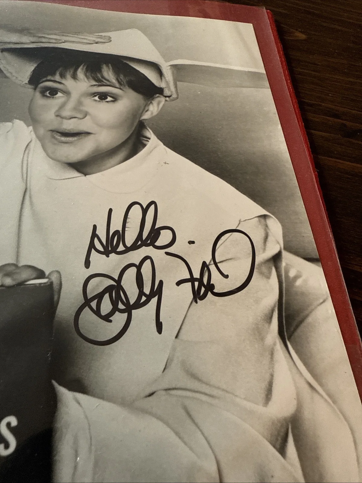 Sally Field Signed Photo - The Flying Nun, изображение 3