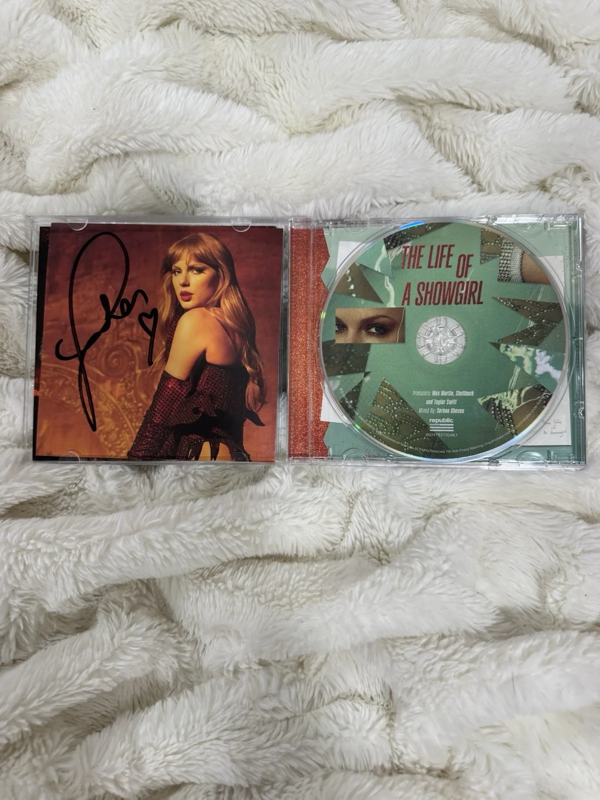Taylor Swift TLOASG CD 2 Medium with Heart, image 2