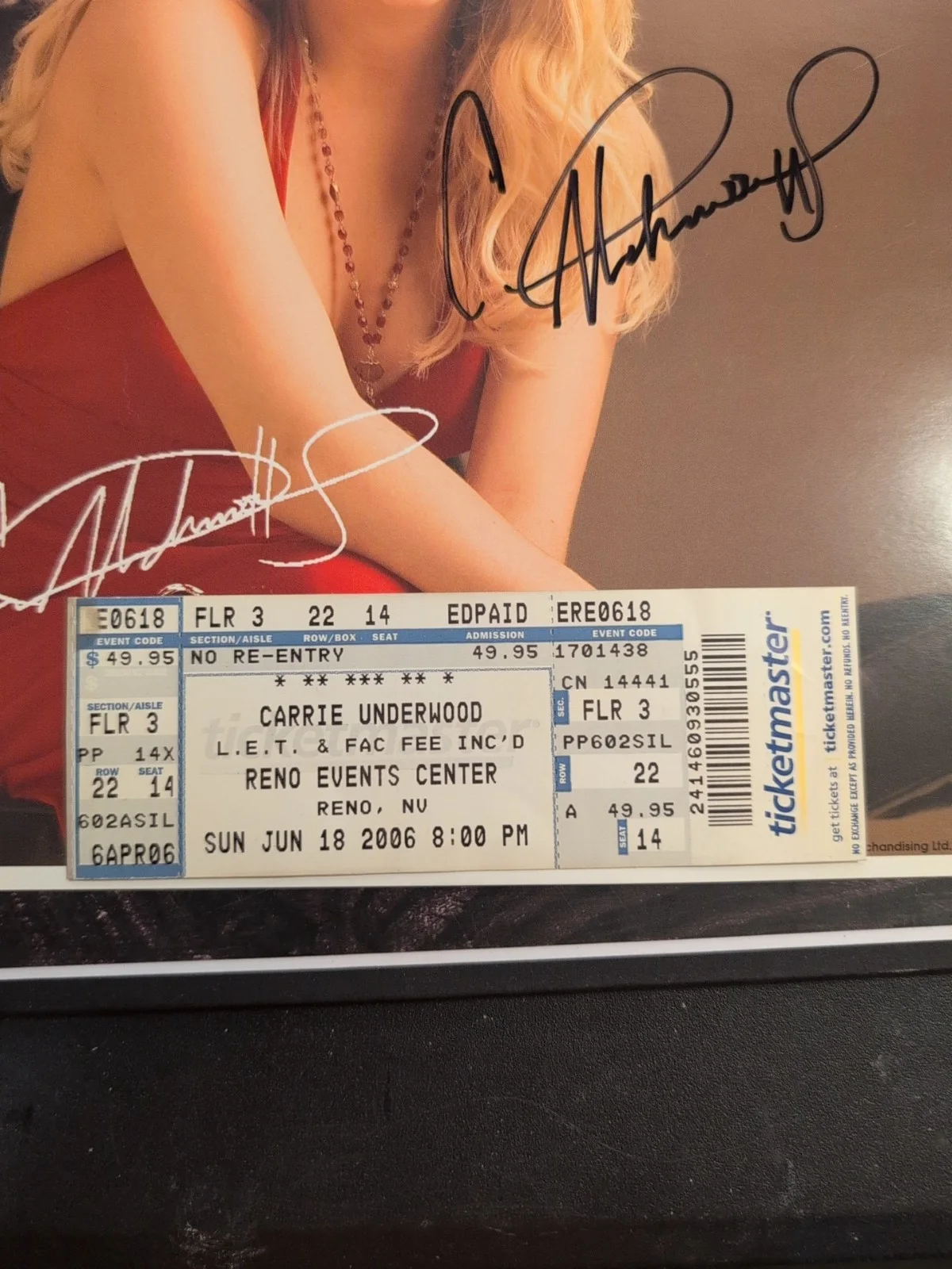 Carrie Underwood Signed Live 2006 Photo, image 5