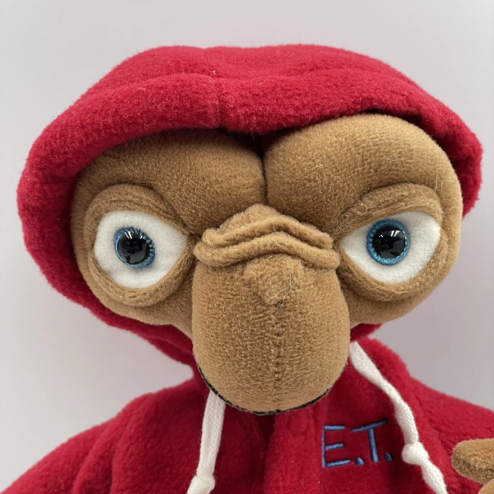 E.T The Extra-Terrestrial with Red Hoodie Vintage 11” Soft Plush Toy • Posable, image 5