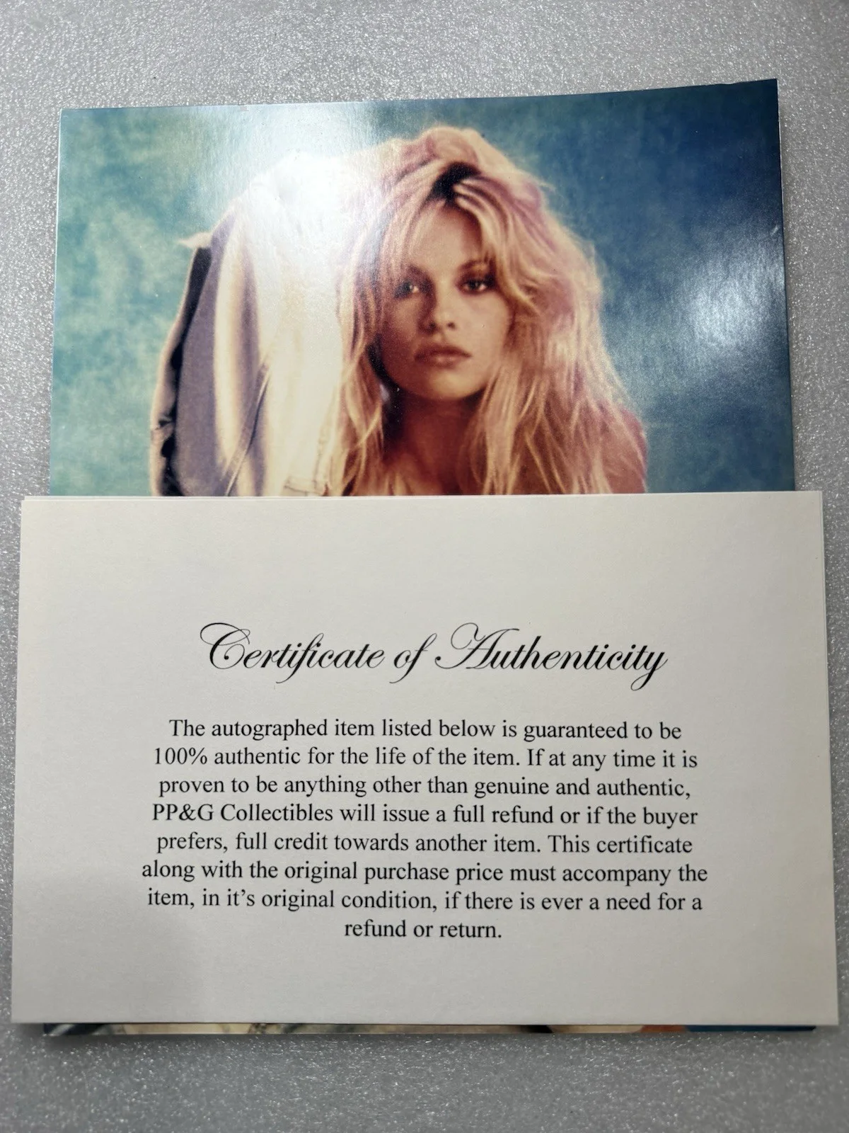 Pamela Anderson — Pamela Anderson Signed 8x10 Photo With COA, изображение 4
