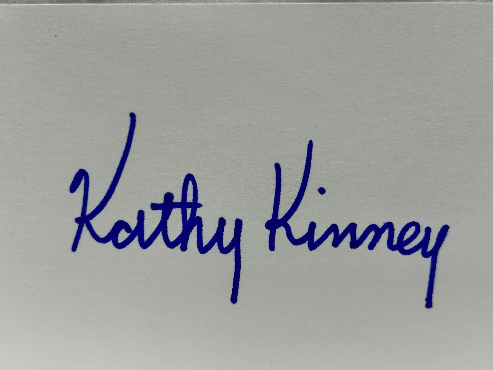 Kathy Kinney — Kathy Kinney American Actress Comedian Signature Index Card Original, изображение 2