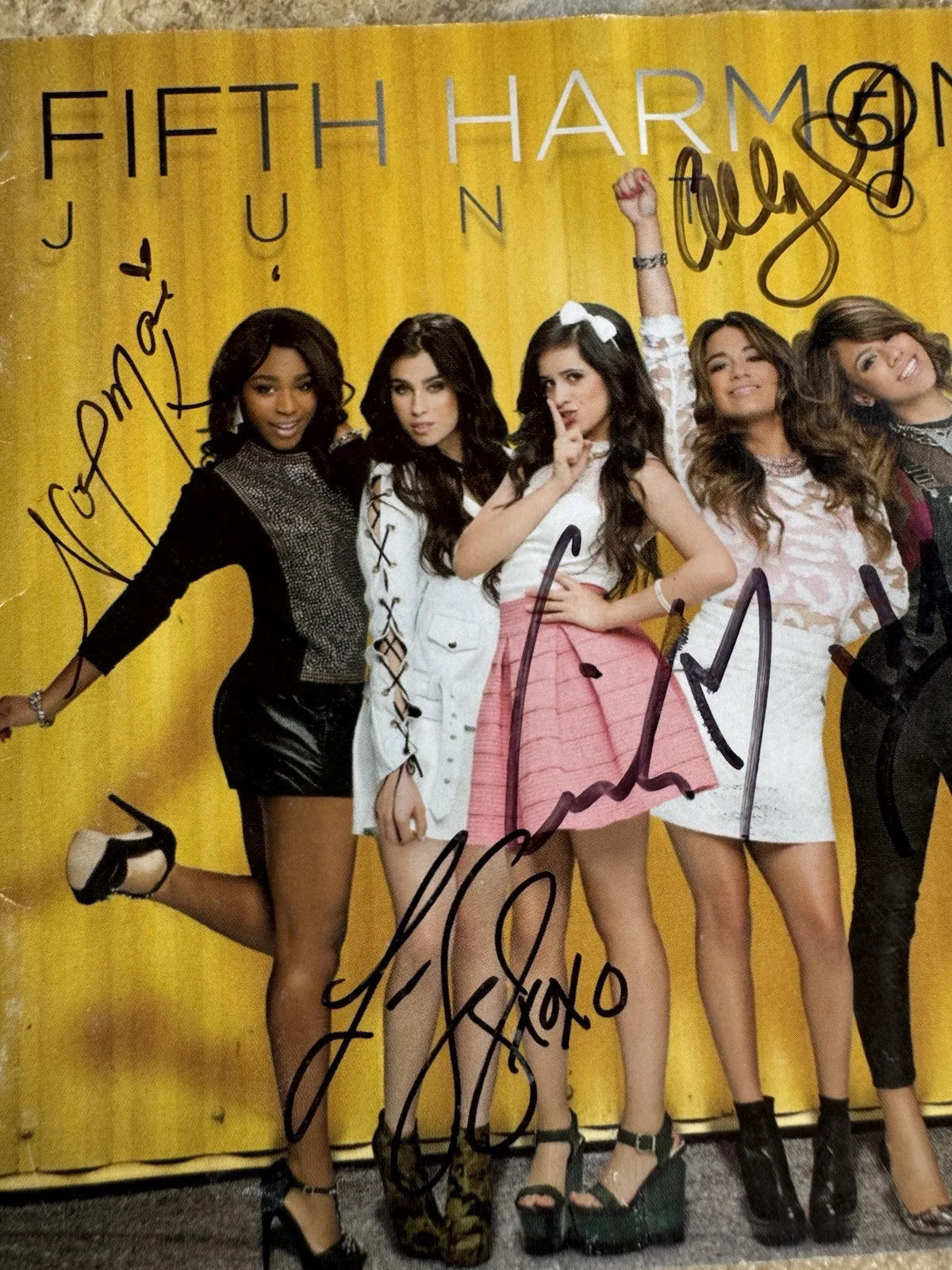 Fifth Harmony Juntos Original Music CD & Booklet Autographed by Group Members, изображение 3