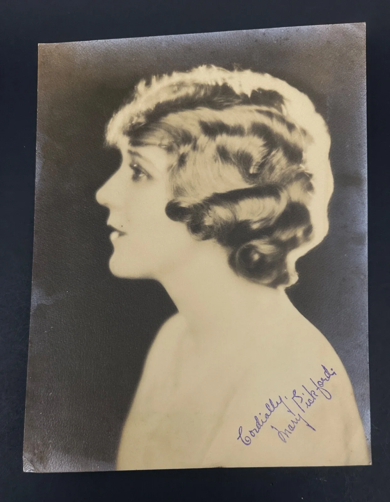 Rare Silent Film Star Mary Pickford, Hand Autographed Black and White Photo, изображение 2